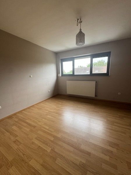 Moderne woning met 3 slaapkamers & tuin in aangename en rustige woonwijk. foto 35