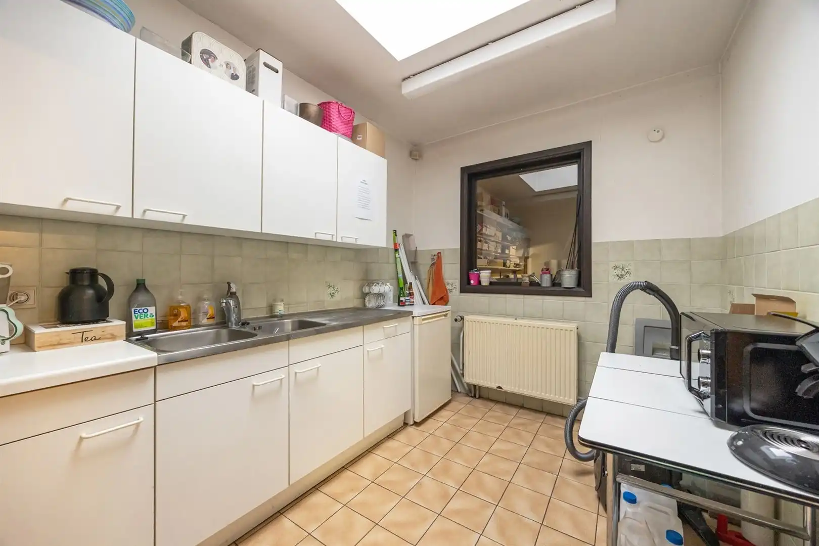 Ruim commercieel gelijkvloers 241m² op toplocatie tegenover AZ Klina foto 23