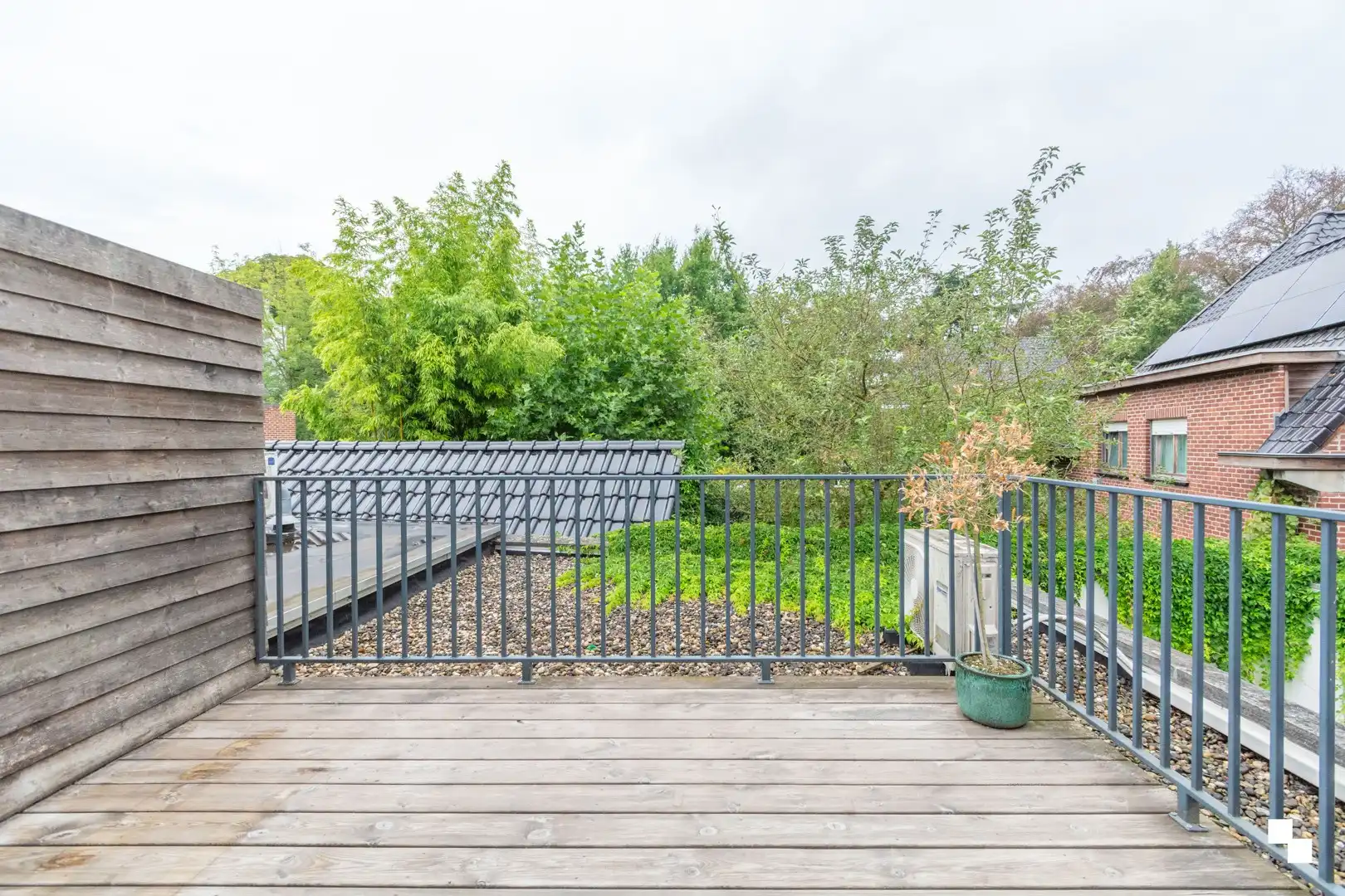 Ruime instapklare duplex met terras in hartje Merelbeke foto 19