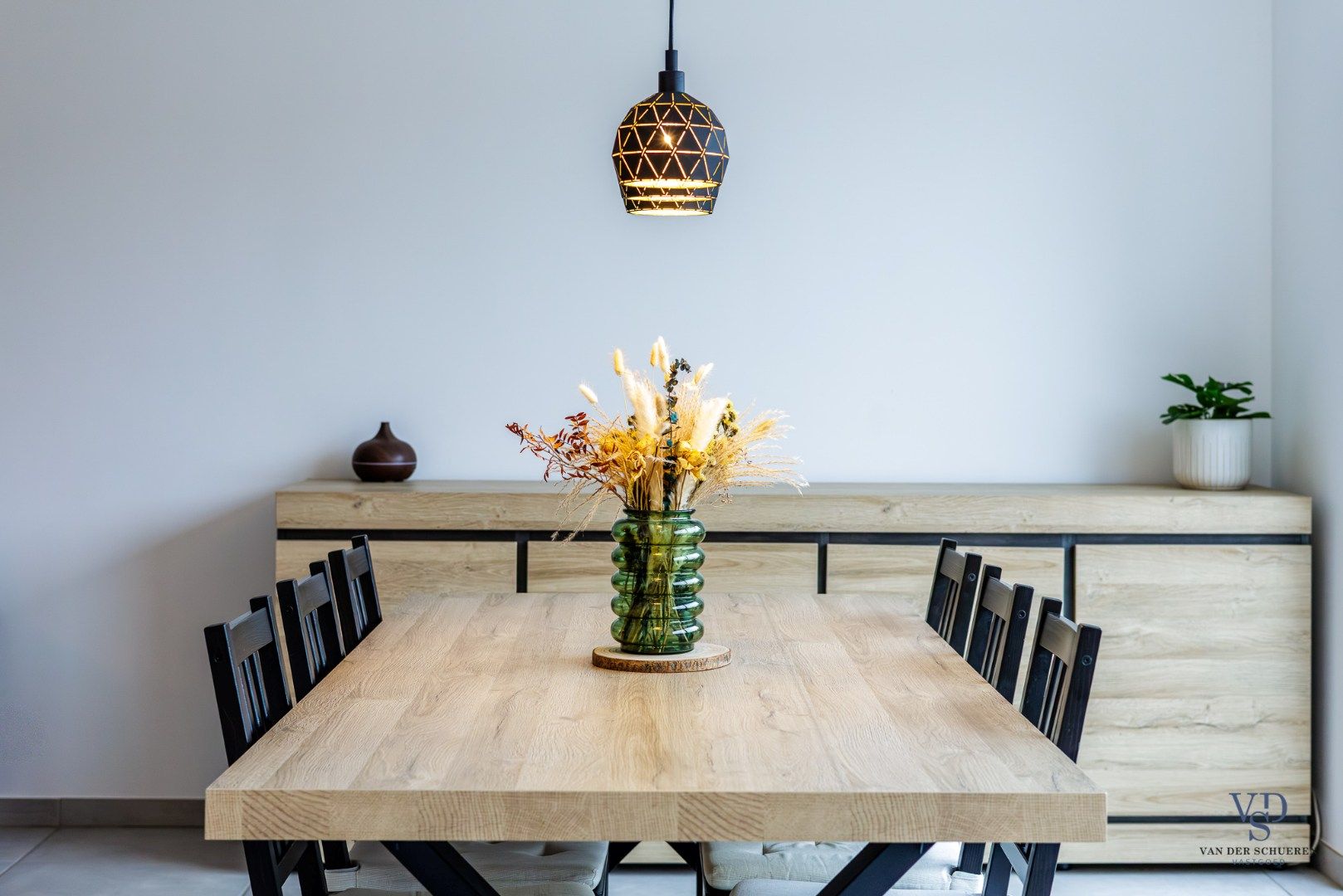 Recente, quasi-nieuwbouwwoning – instapklaar en energiezuinig (BEN) foto 7