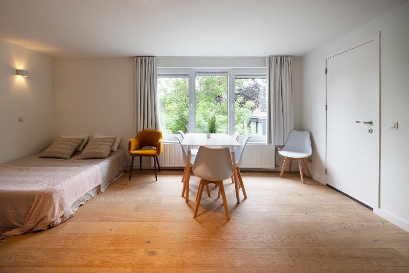 Ruime, gezellige studio op prima ligging foto 6