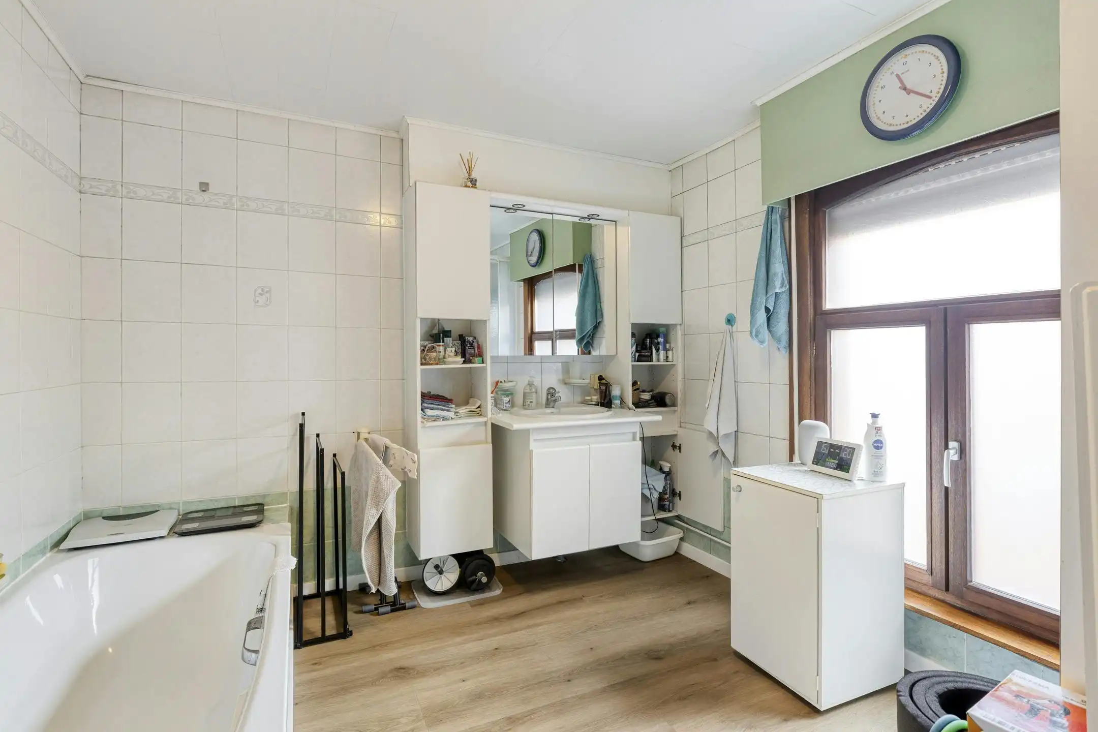 Huis te koop nabij het centrum en station van Waregem foto 6