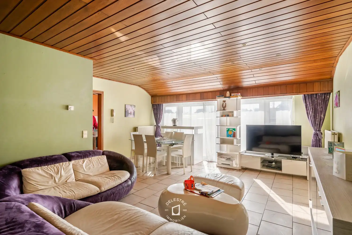 GOED ONDERHOUDEN WONING INCL. 2 GARAGES foto 3