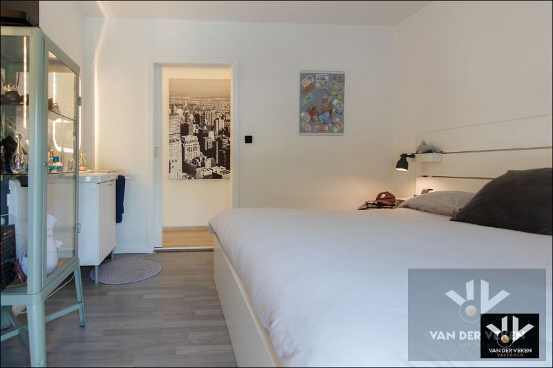 INSTAPKLARE WONING MET ONDERHOUDSVRIENDELIJKE TUIN IN DIEPENBEEK foto 21