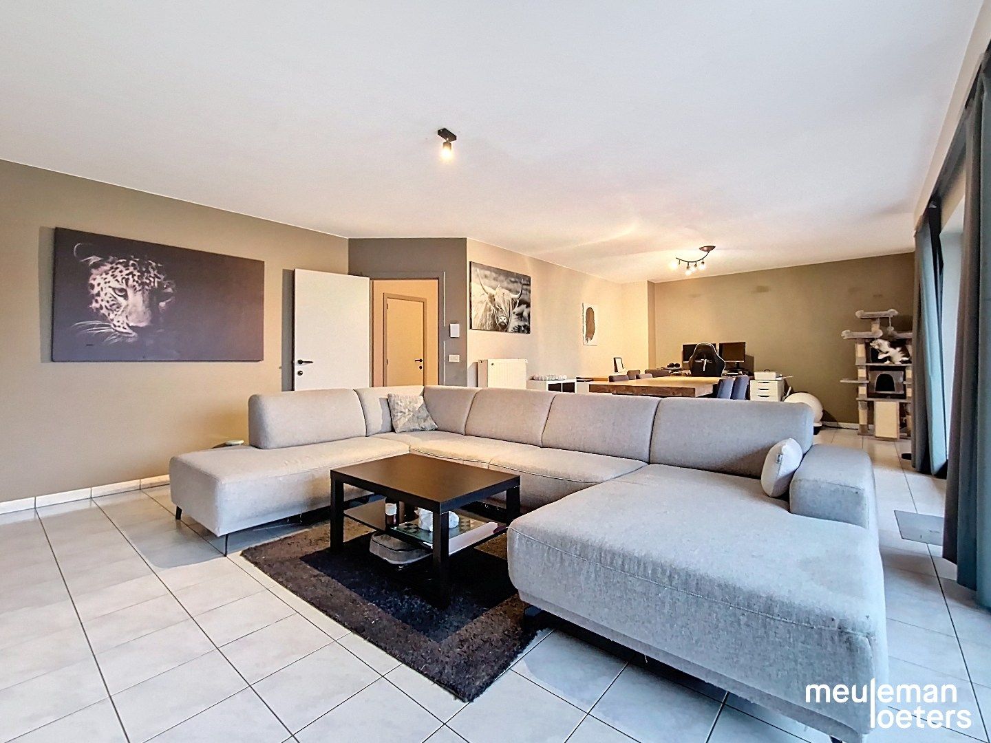 Appartement met ruime terrassen en garage foto 2