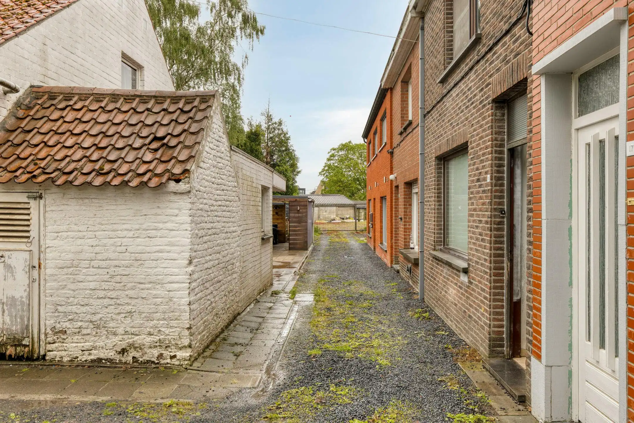 Te renoveren woning met grote tuin en bijgebouw te Heule foto 5