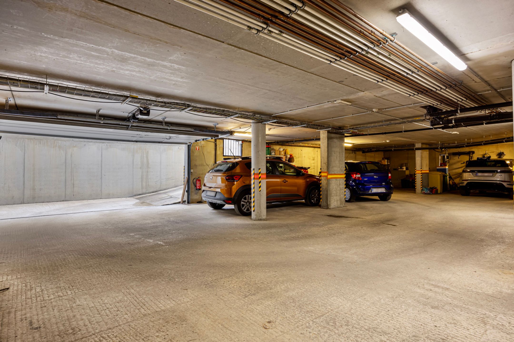 Gunstig gelegen appartement met 2 slaapkamers foto 2