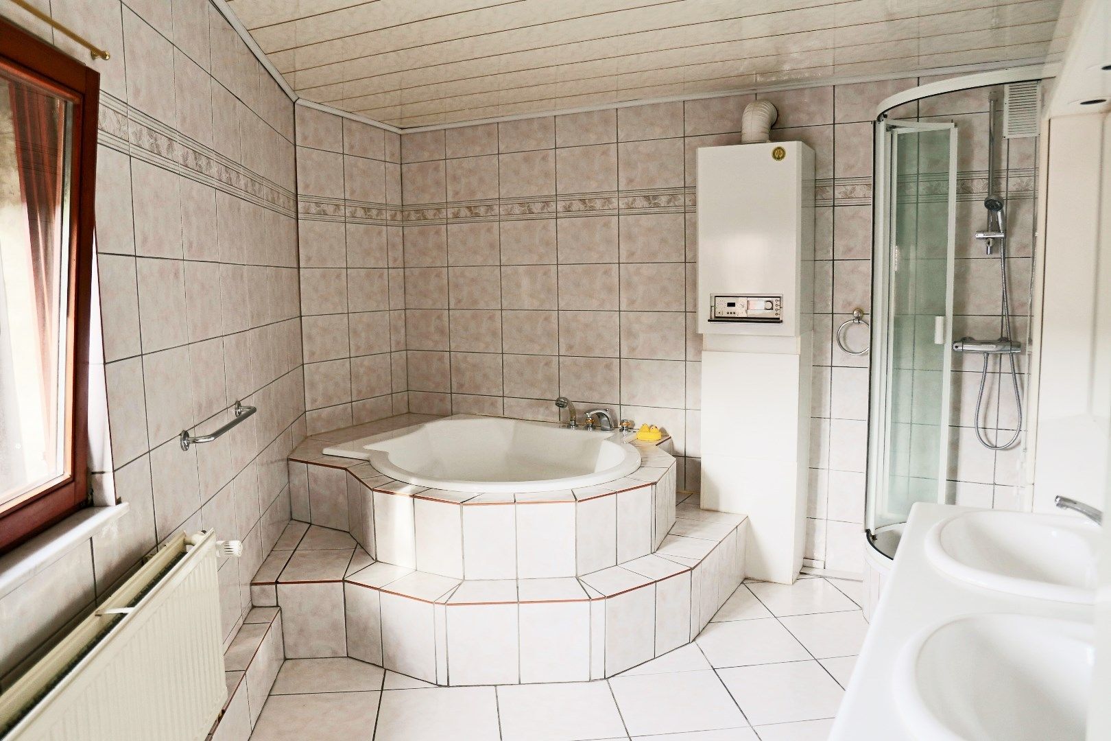 Goed onderhouden appartement met 2 slaapkamer te Tongeren foto 11