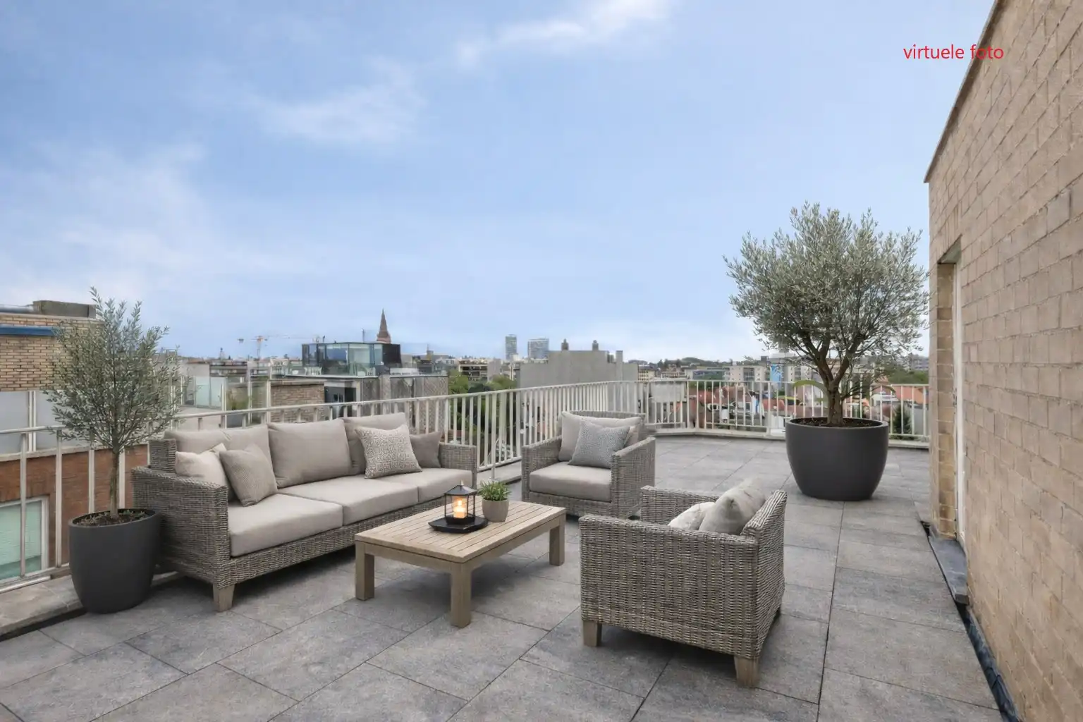 Verzorgd 3-slaapkamerappartement met prachtig zonneterras van 90m² ! foto 4
