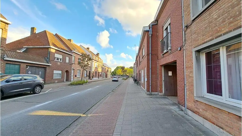 Garagecomplex met 20 garages te koop in Sint-Michiels Brugge foto 6