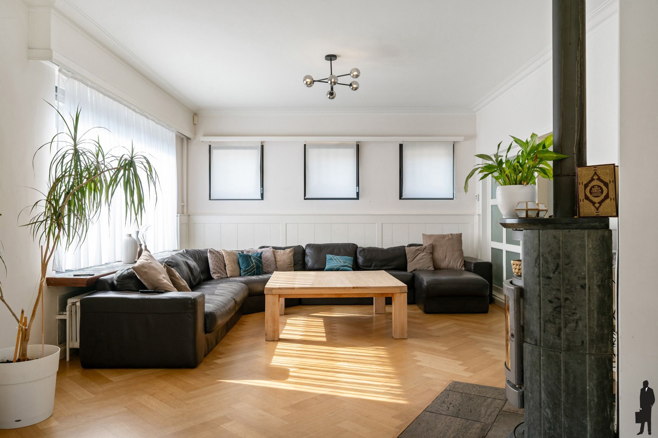 Ruime halfopen bebouwing met 4 slaapkamers en 2 badkamers aan de groene parken van Hoboken.  foto 6