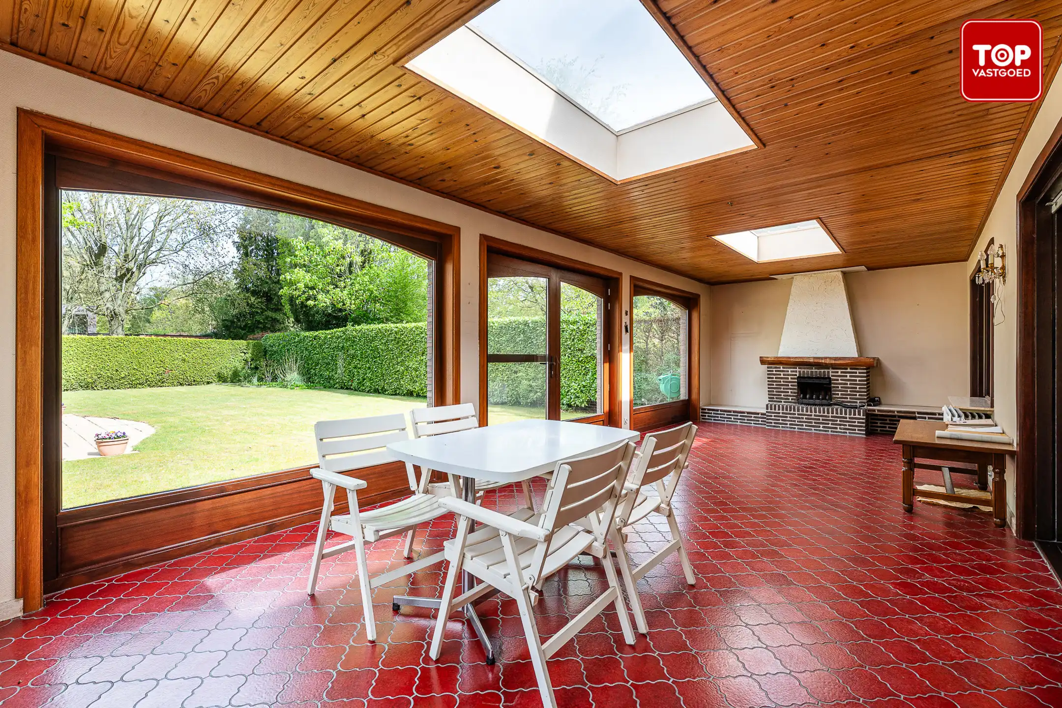 Te renoveren karaktervolle villa met 4 slaapkamers, gelegen op een perceel van 900 m². foto 10