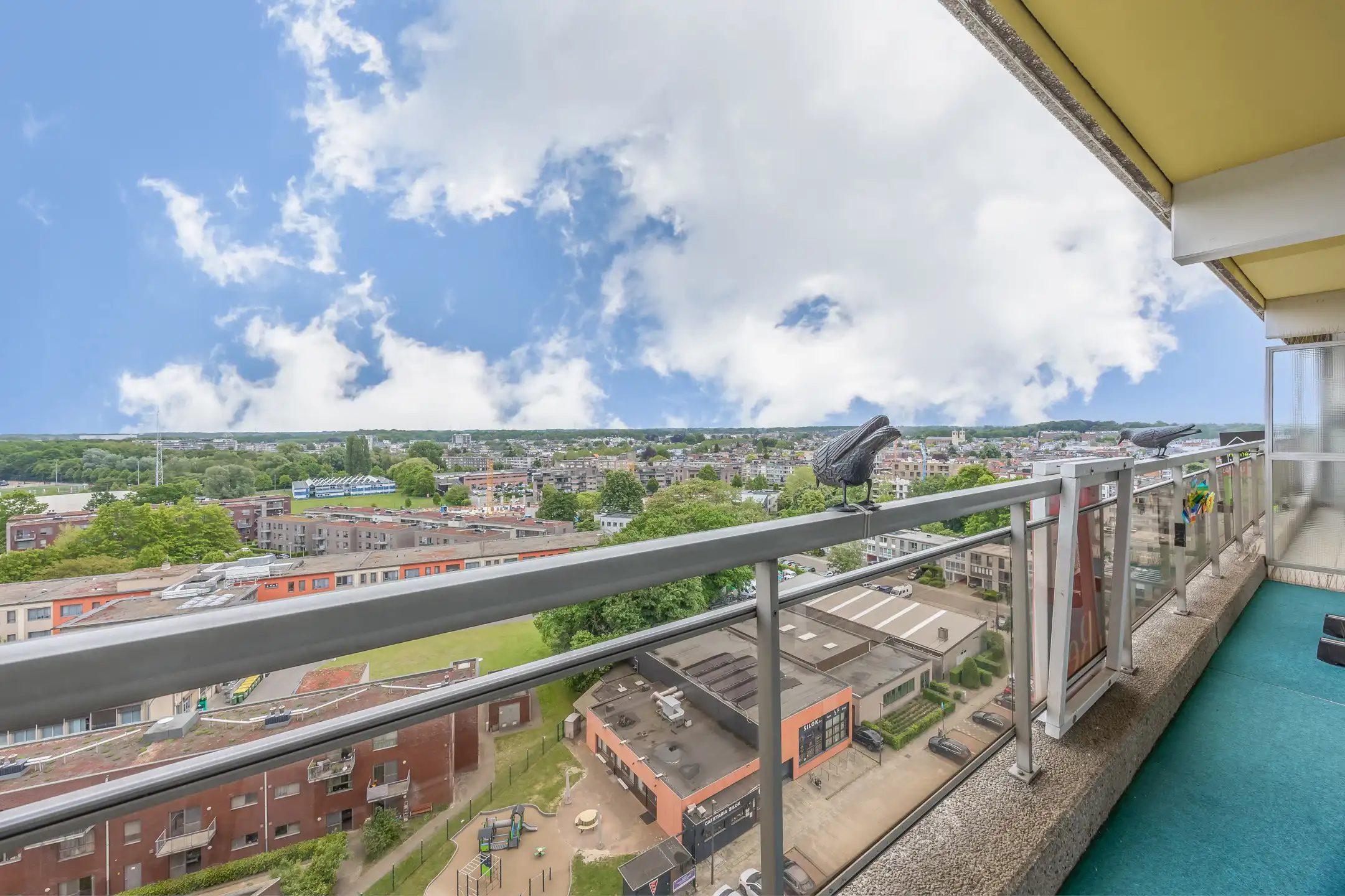 Mooi verzorgd appartement op 12de verdieping  met prachtig zicht, 2 slaapkamers en ondergrondse staanplaats foto 8