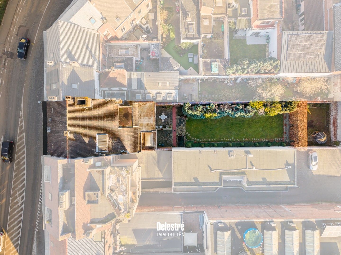 UNIEKE WONING NABIJ STADSPARK MET RUIME TUIN & GROOT POTENTIEEL   foto 3
