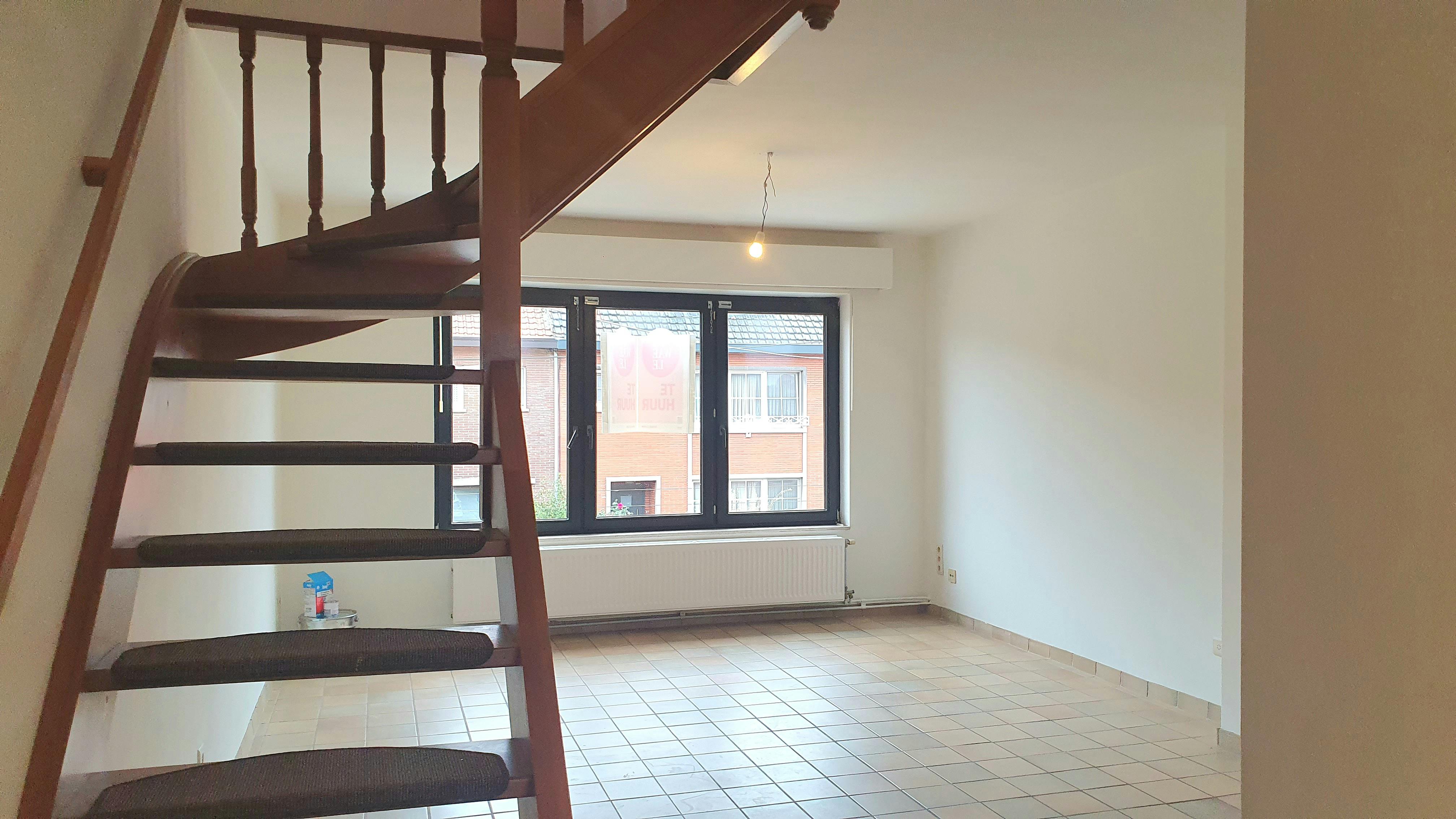 TE HUUR: Duplex appartement in Alken foto 6