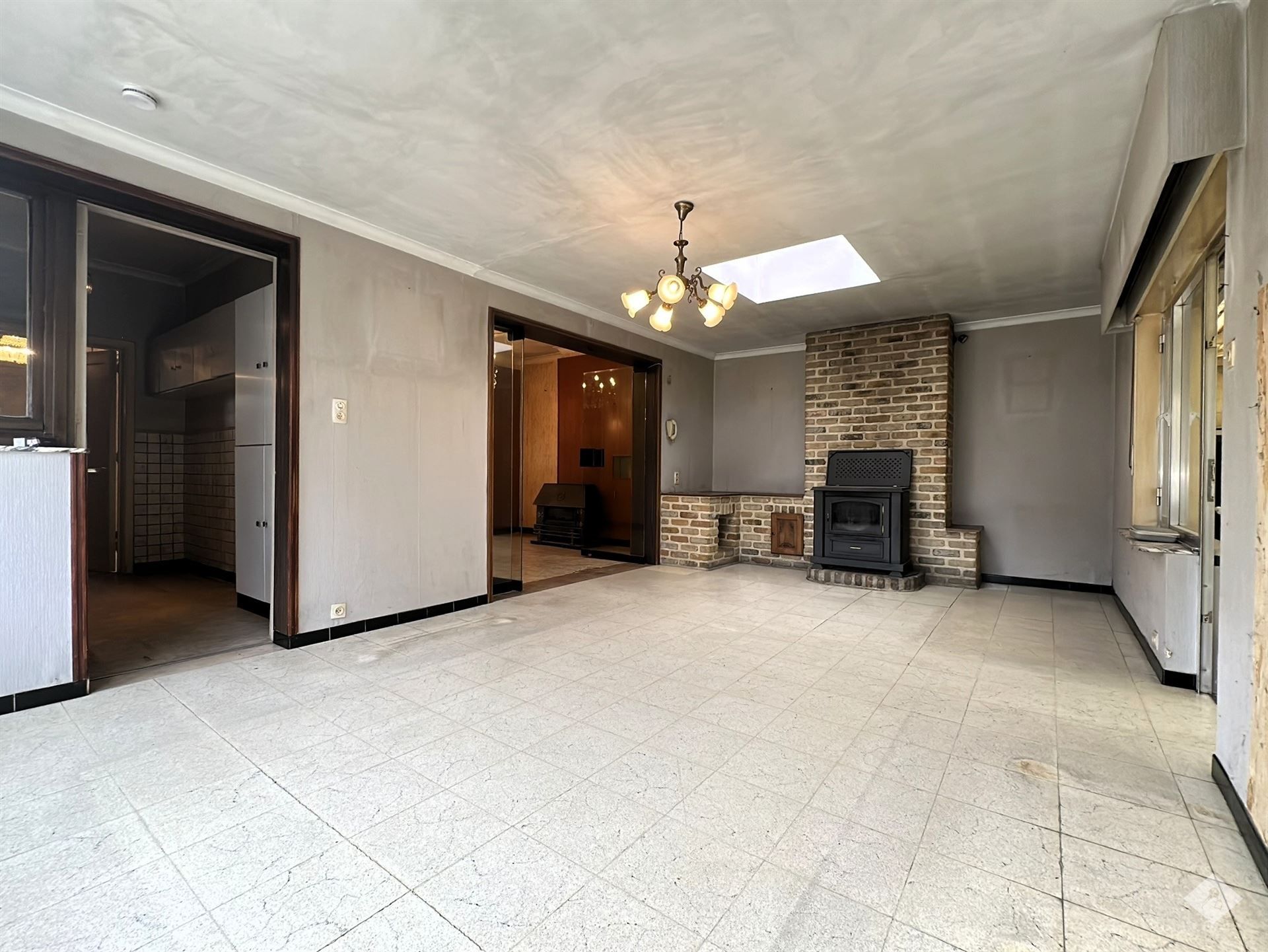 Te renoveren halfopen bebouwing in Buggenhout foto 6