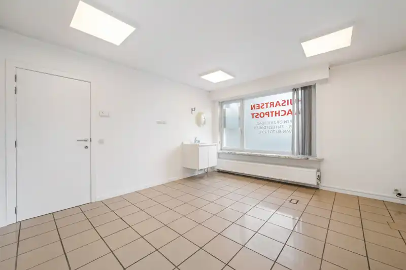 Centrum Roeselare : Handelspand op het gelijkvloers foto 6