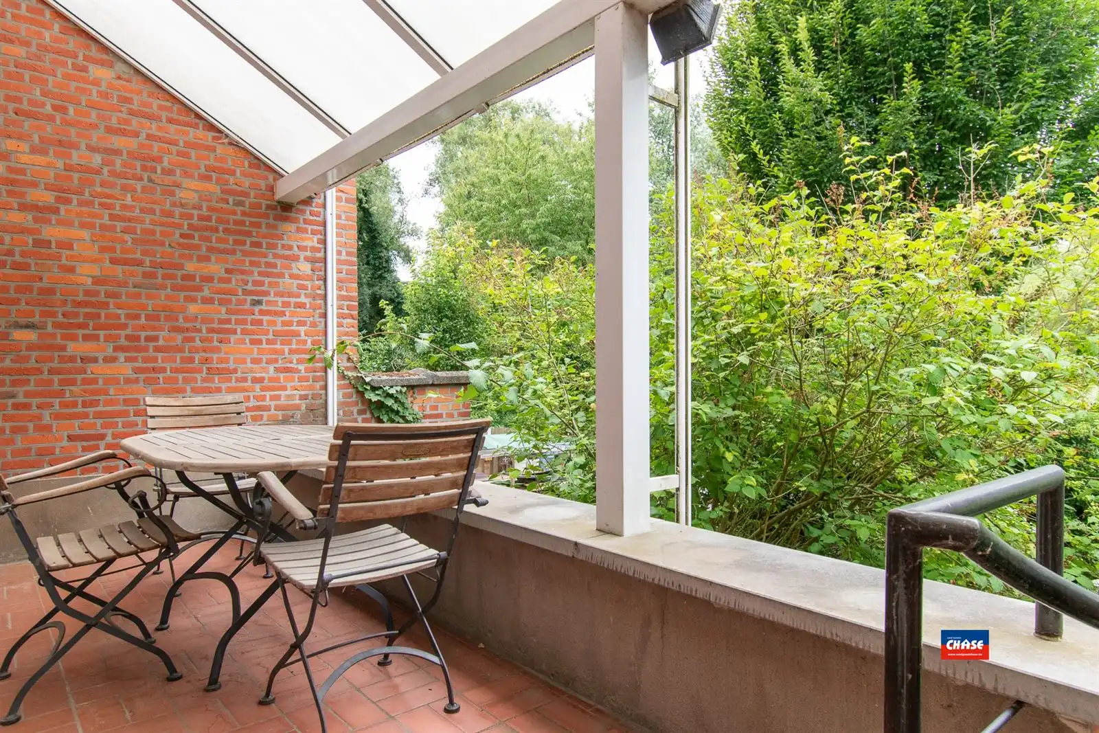 Bel-étage met 4 slpks, tuin en garage foto 9