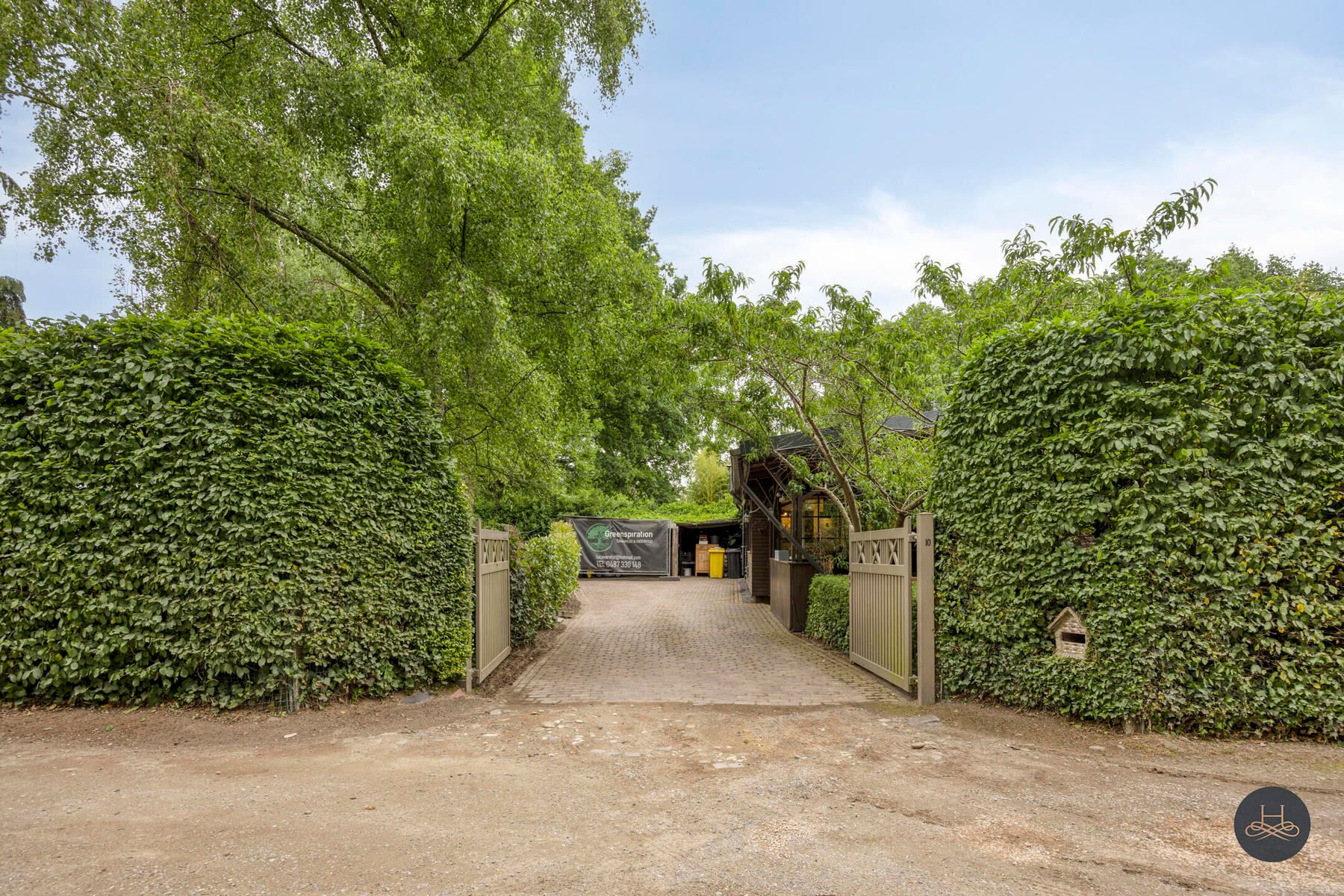 Ruime vakantiewoning in het groen (geen domicilie) foto 3