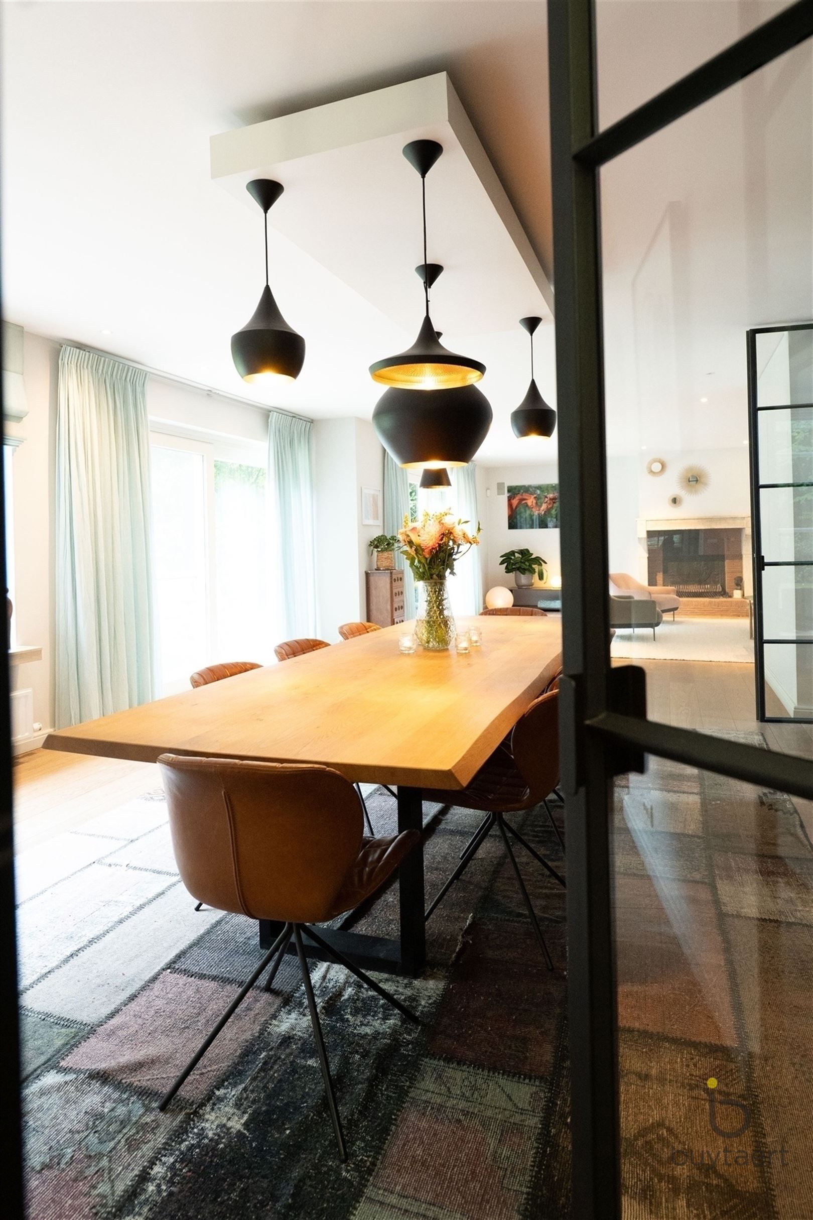 EXCLUSIEF: stijlvolle villa met een tijdloze inrichting op een toplocatie te Schilde! foto 24