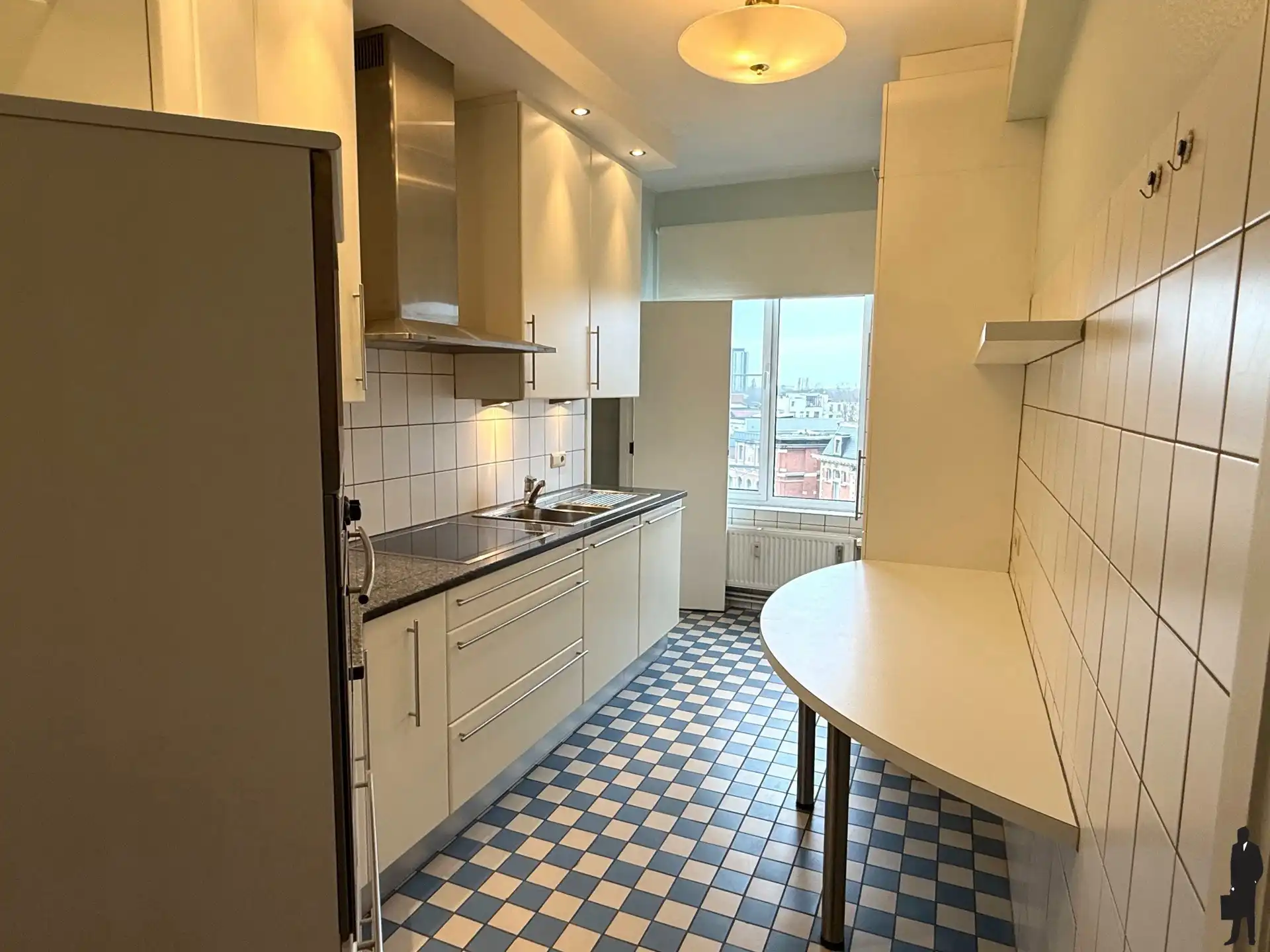 Zeer licht appartement op een absolute toplocatie. foto 5