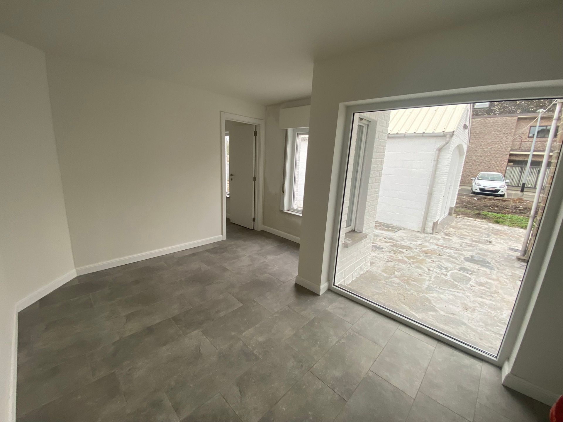 Ruime instapklare HOB met 4 slpks, tuin en garage foto 13