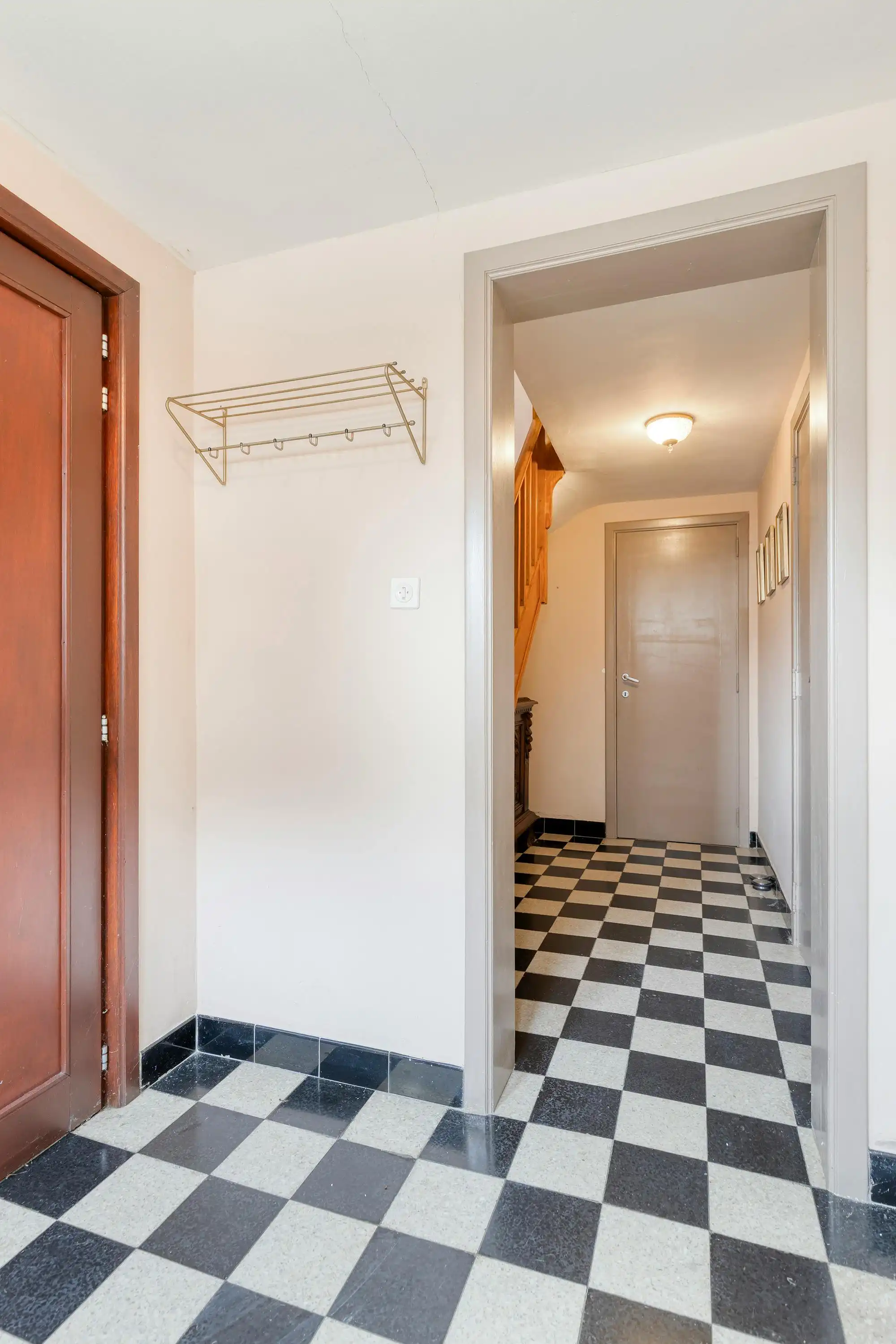 Charmante bel-étagewoning met mooie tuin op een toplocatie in Groot-Bijgaarden foto 3