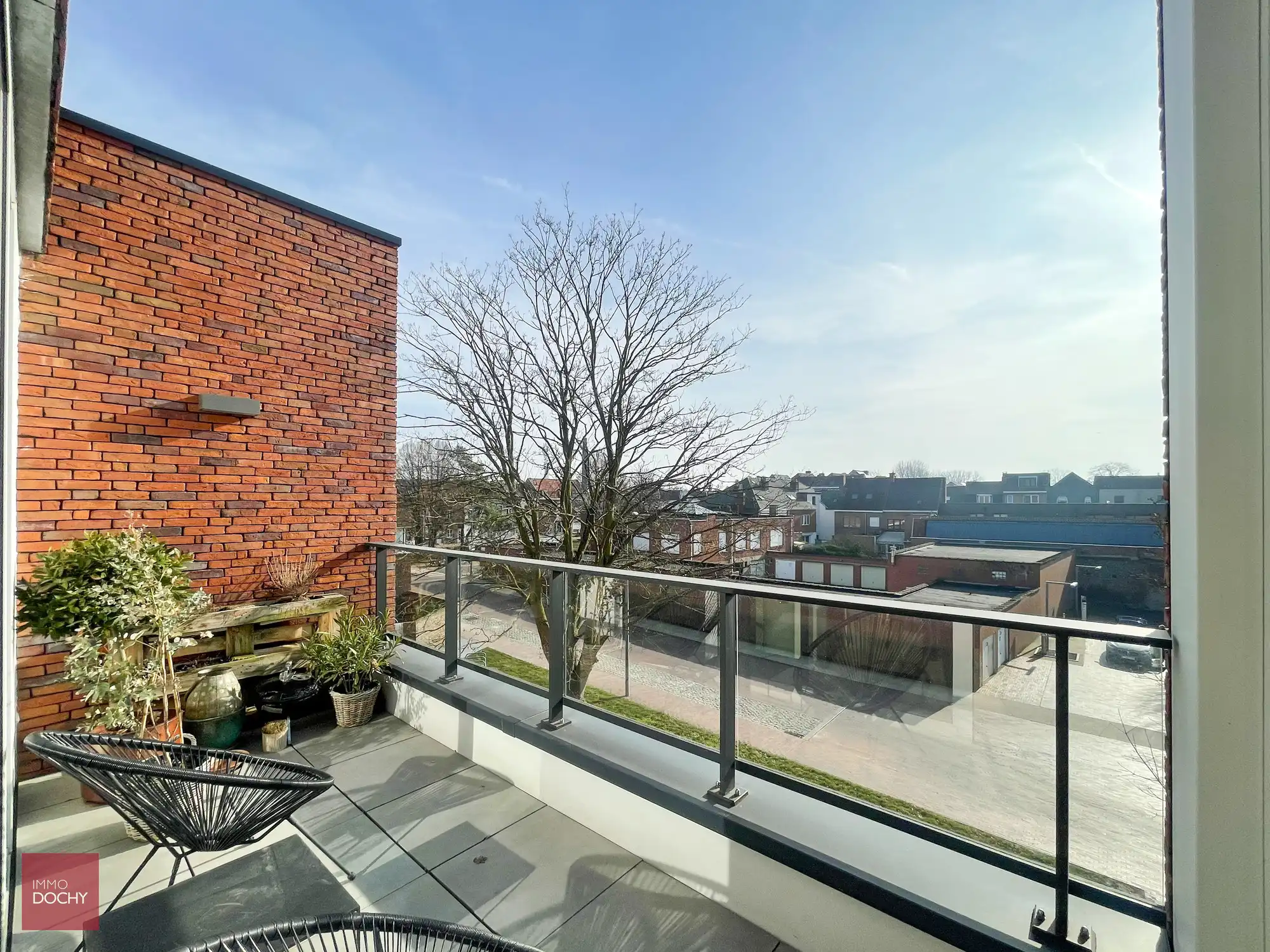 Zeer mooi energiezuinig appartement te huur nabij Sint-Rochuskerk foto {{pictureIndex}}