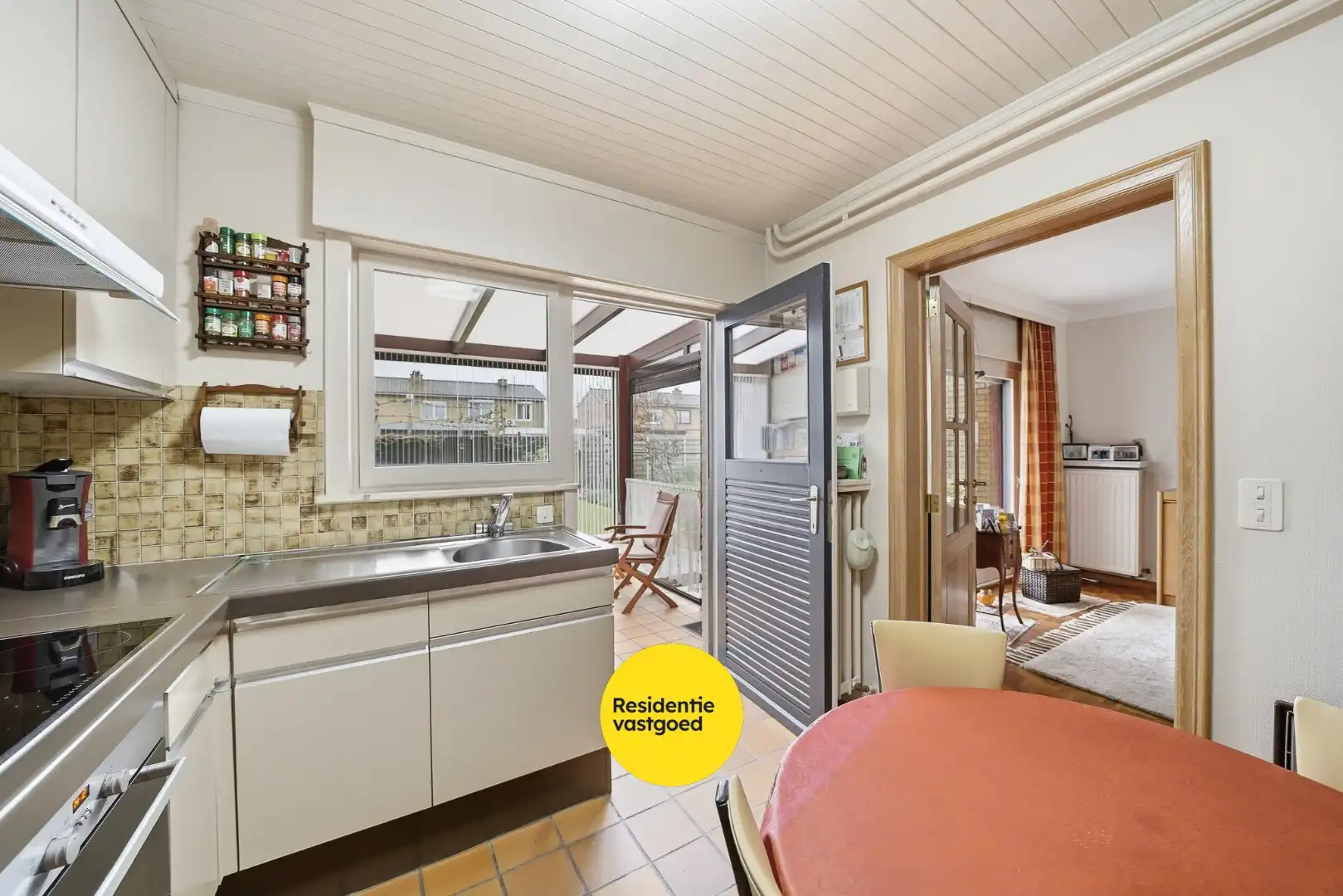 Instapklare halfopen bebouwing met 3 slaapkamers te Koolkerke foto 9