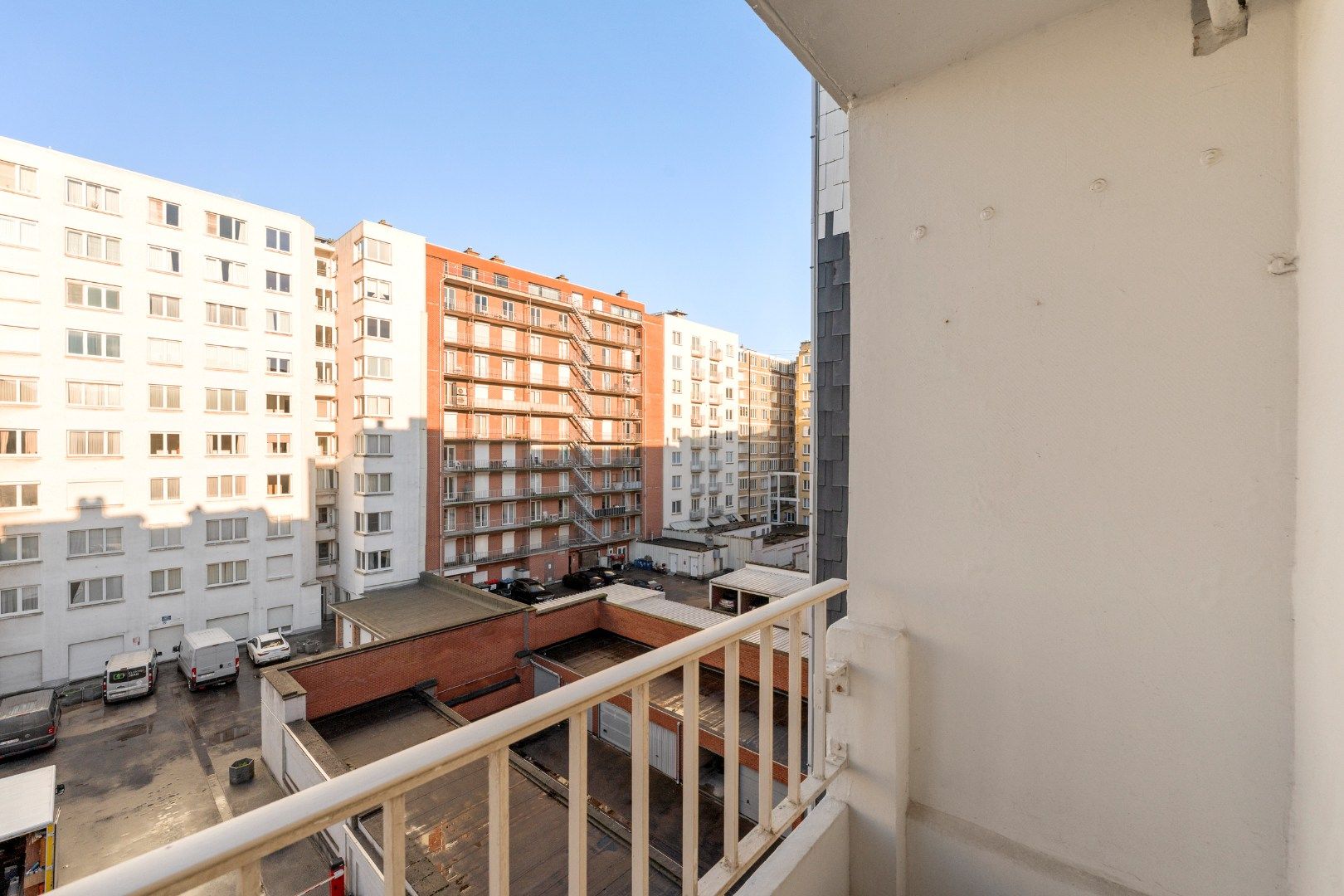 Instapklaar en lichtrijk appartement met twee terrassen in het centrum van Oostende foto 14