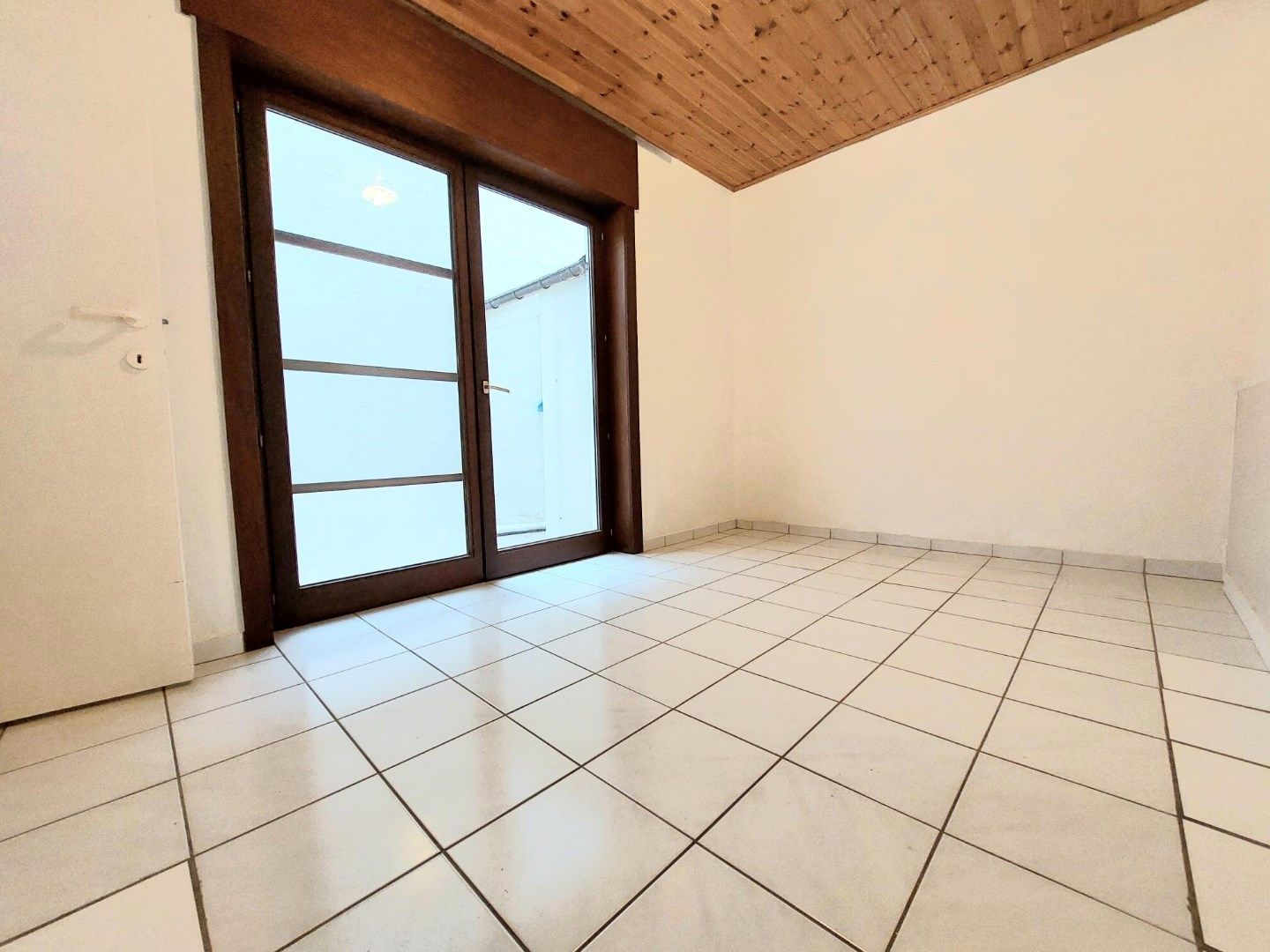 Instapklaar gelijkvloersappartement foto 7