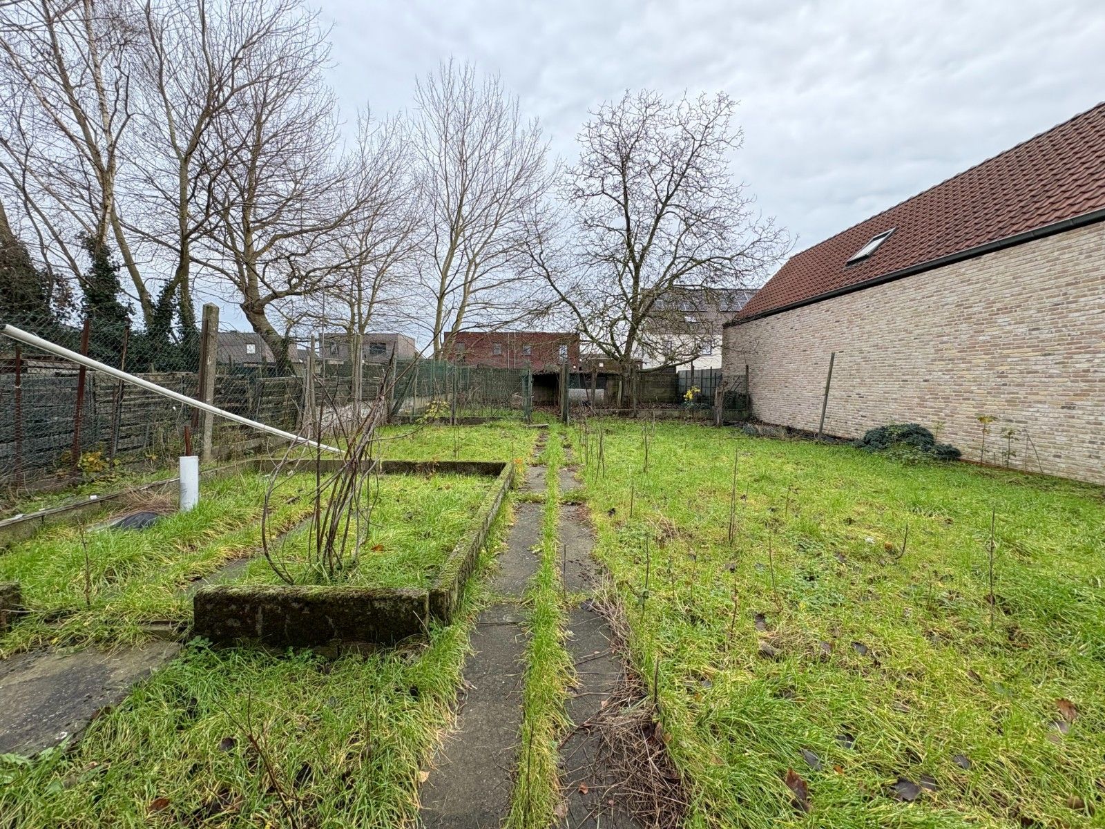 Halfopen bebouwing mét magazijn te koop! foto 45