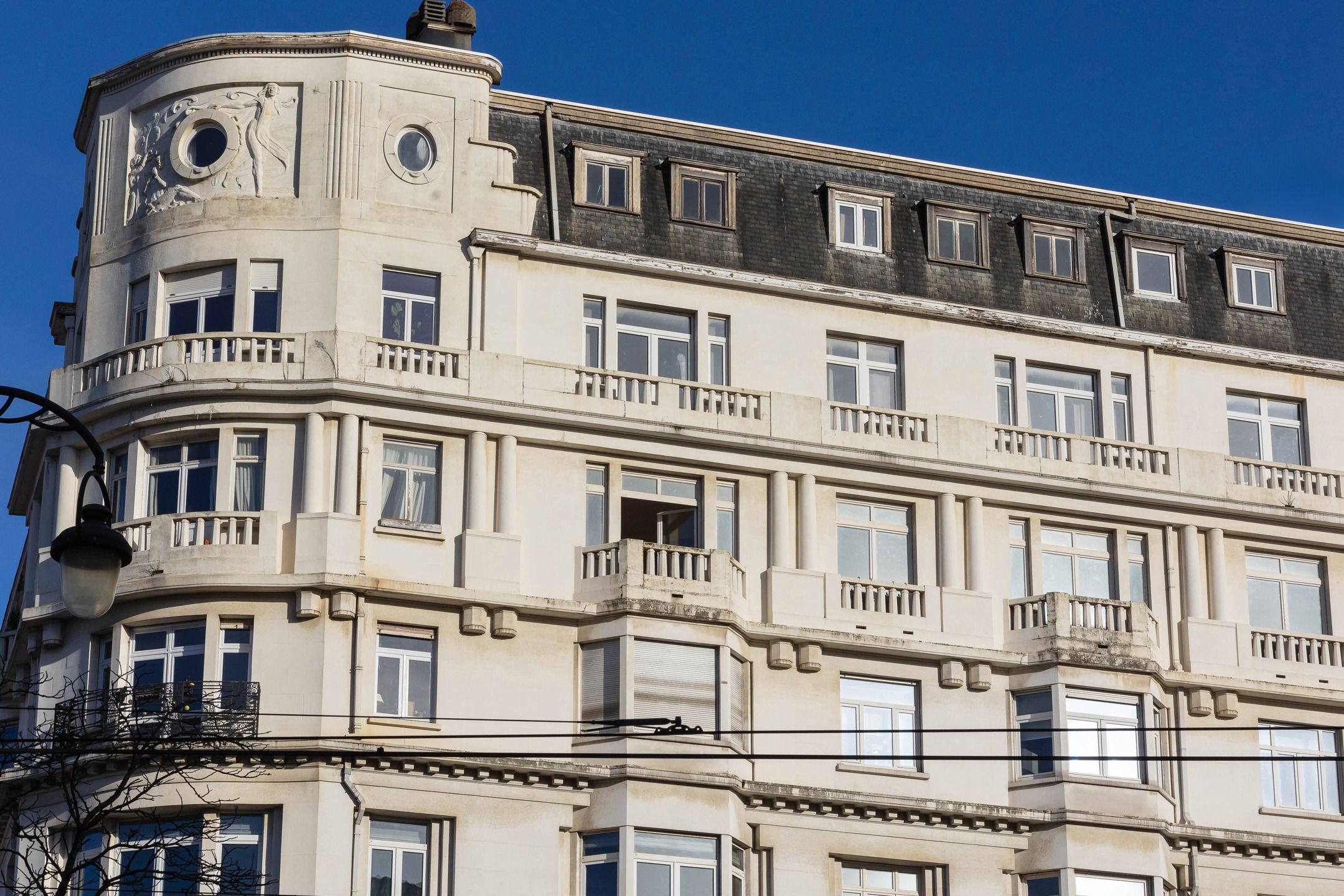 Beleef de Art Deco-elegantie aan de Louizalaan foto 12