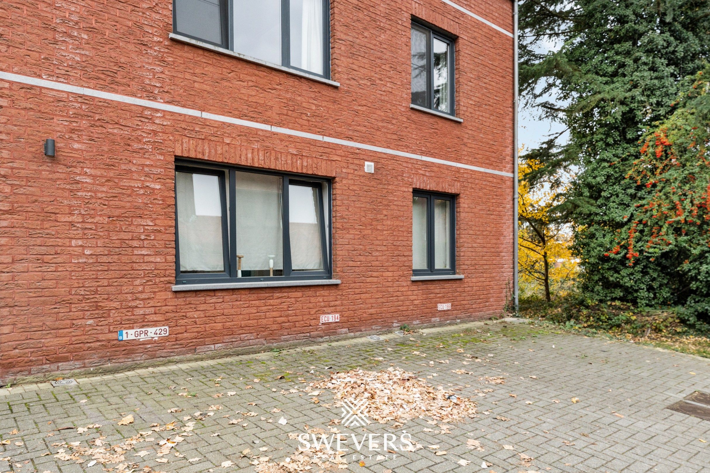 Lichtrijk Appartement met Zuidterras in Hartje Koersel. foto 27