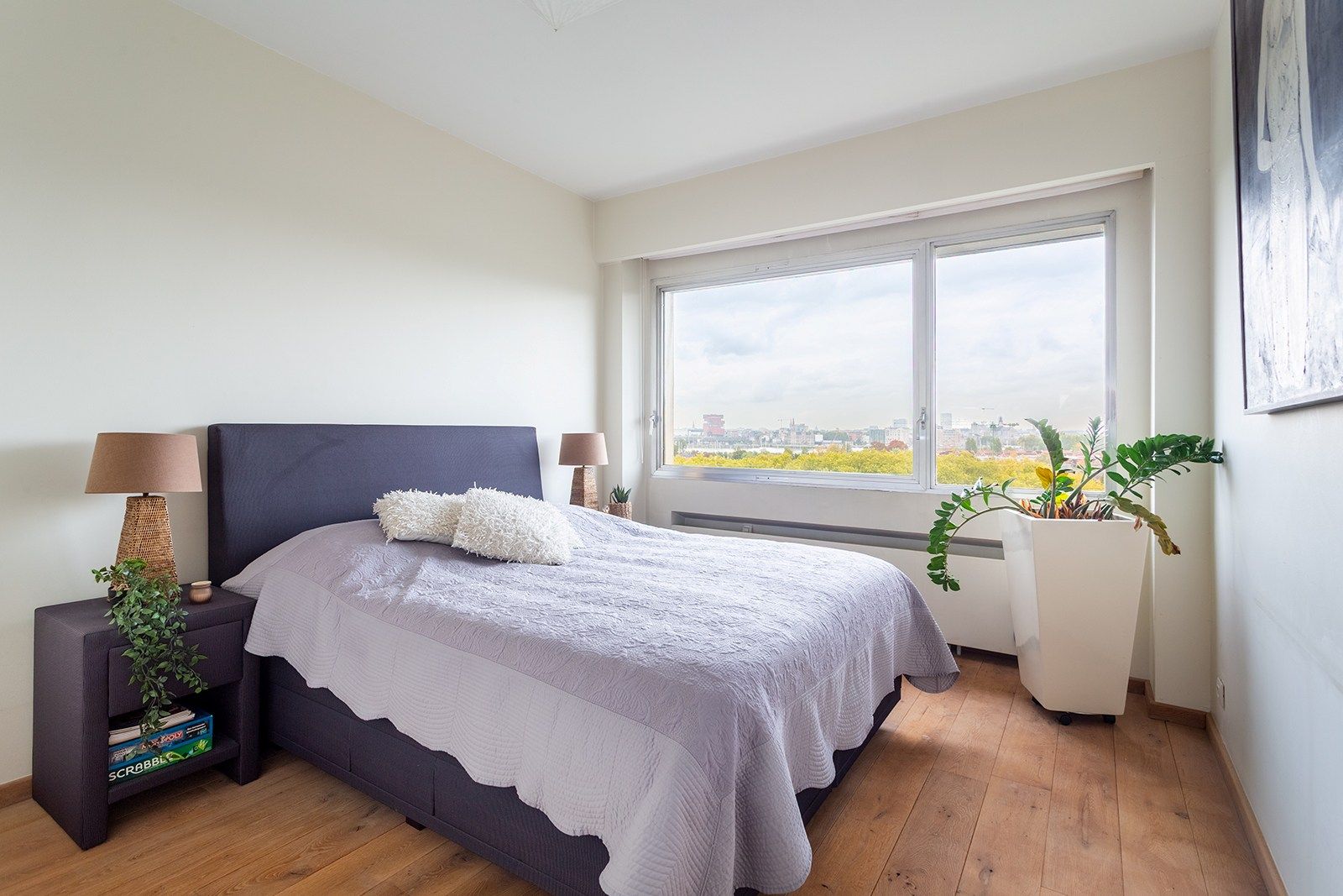 Instapklaar hoekappartement (150 m²) met veel lichtinval op de zevende verdieping foto 16