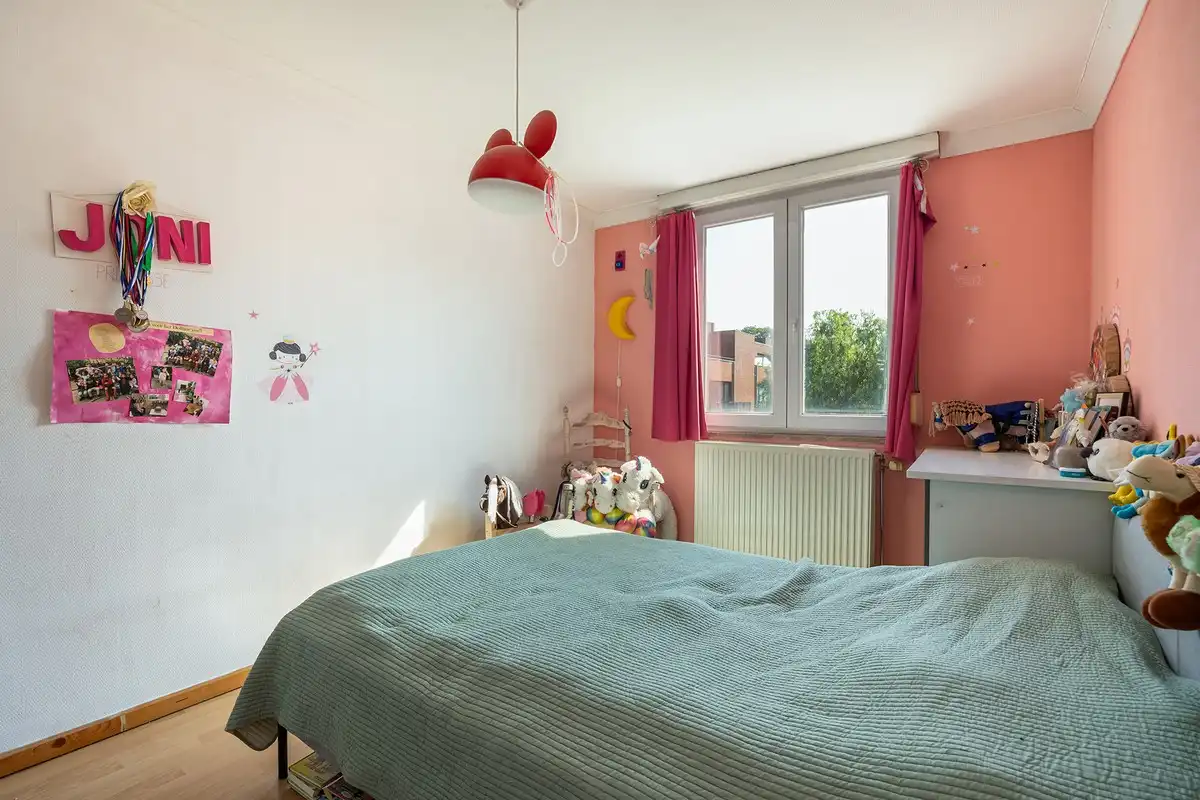 Instapklare semi half open woning met 4 slaapkamers foto 16