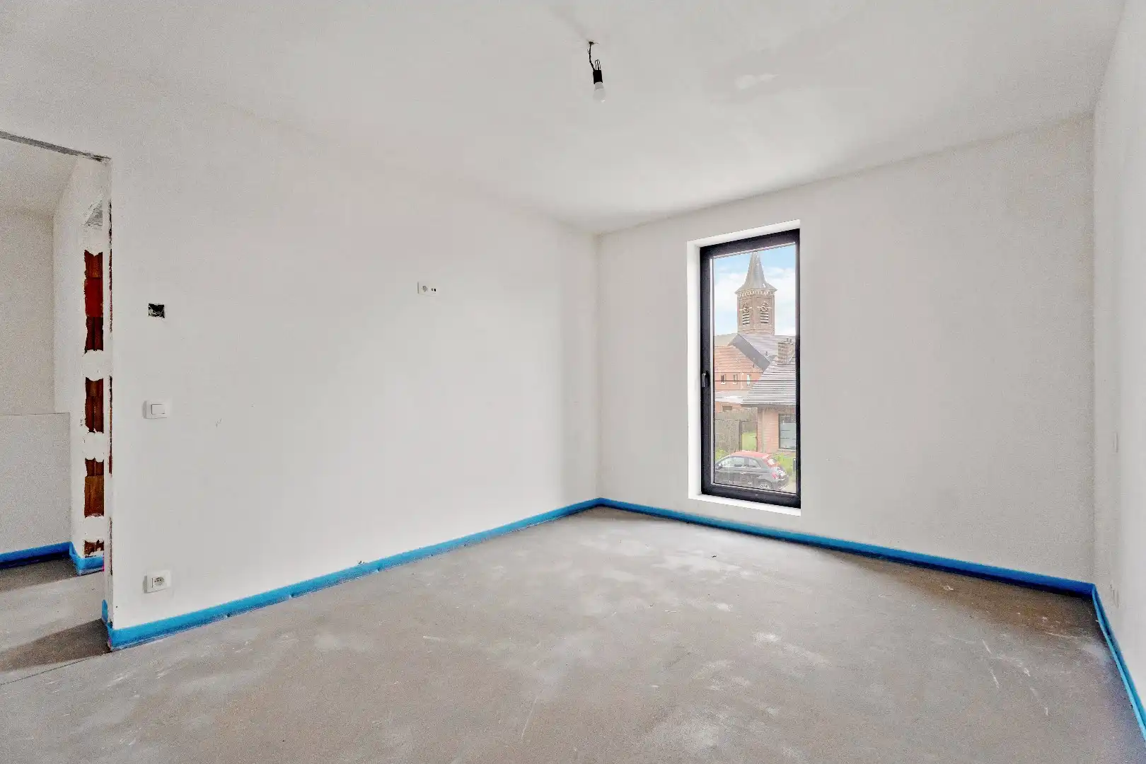 RUIME HALF OPEN NIEUWBOUWWONING MET 4 SLPKS | TUIN | GARAGE foto 10