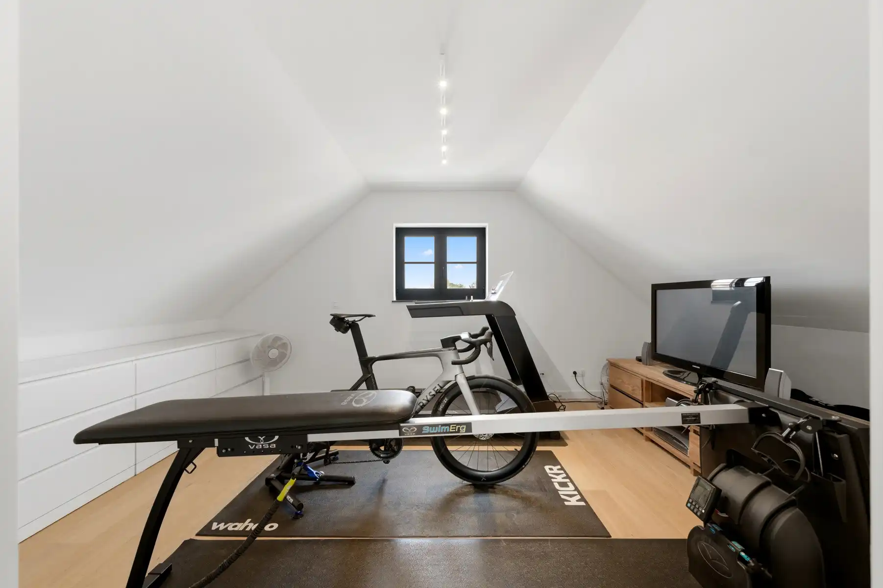 Recente vrijstaande woning in het centrum van RIJMENAM foto 20