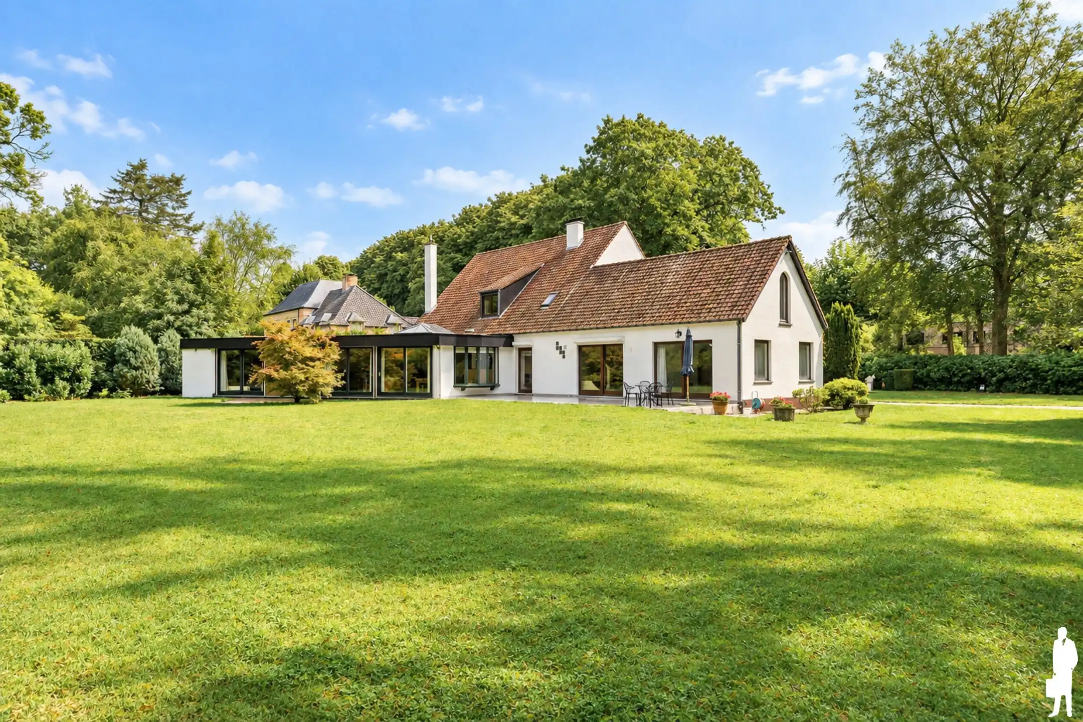 Verrassend ruime villa op prachtig perceel van ca. 4.175 m² foto 34