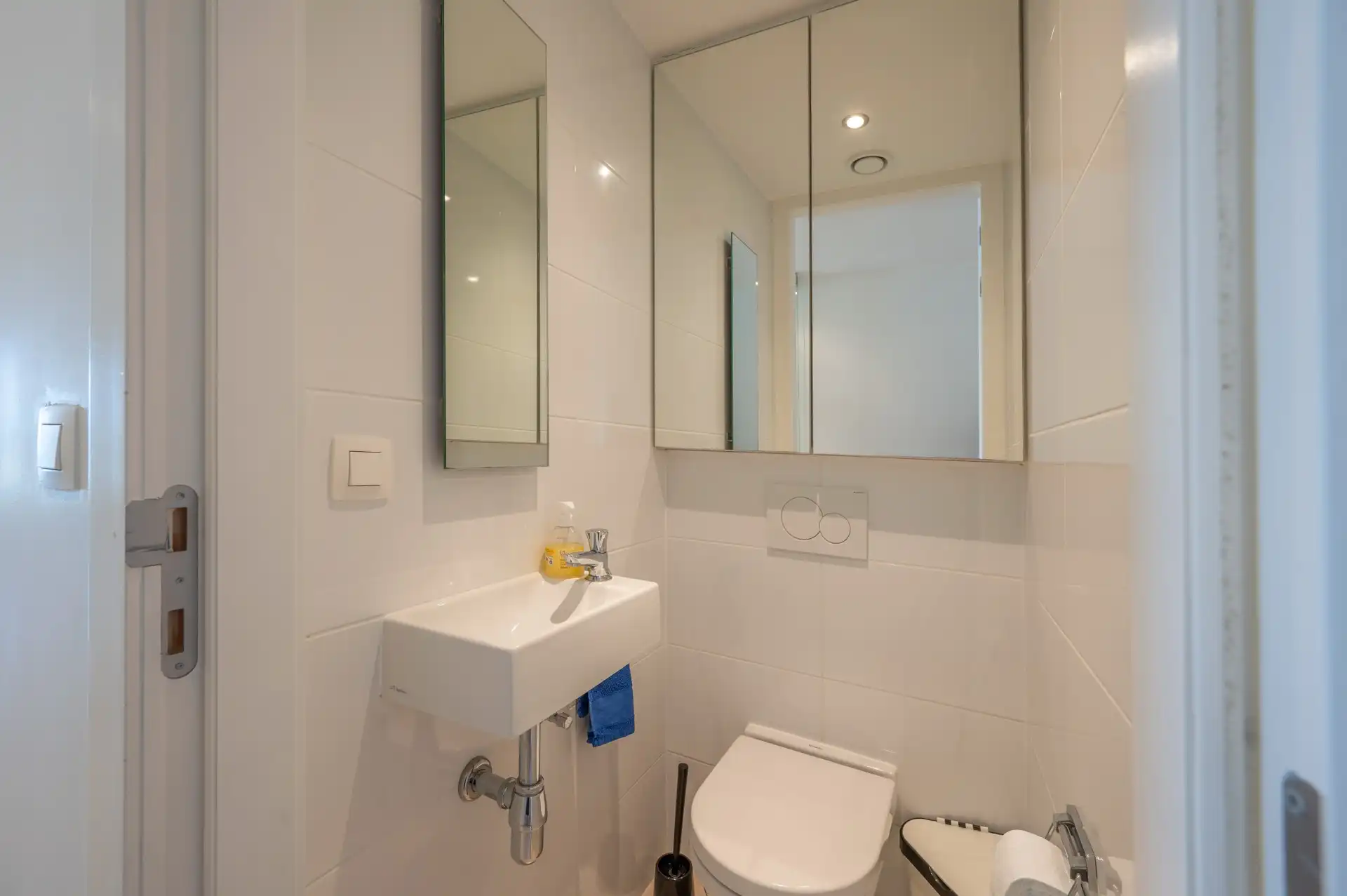 Gemeubeld: prachtig recent appartement met frontaal zeezicht aan de Zeedijk! foto 12