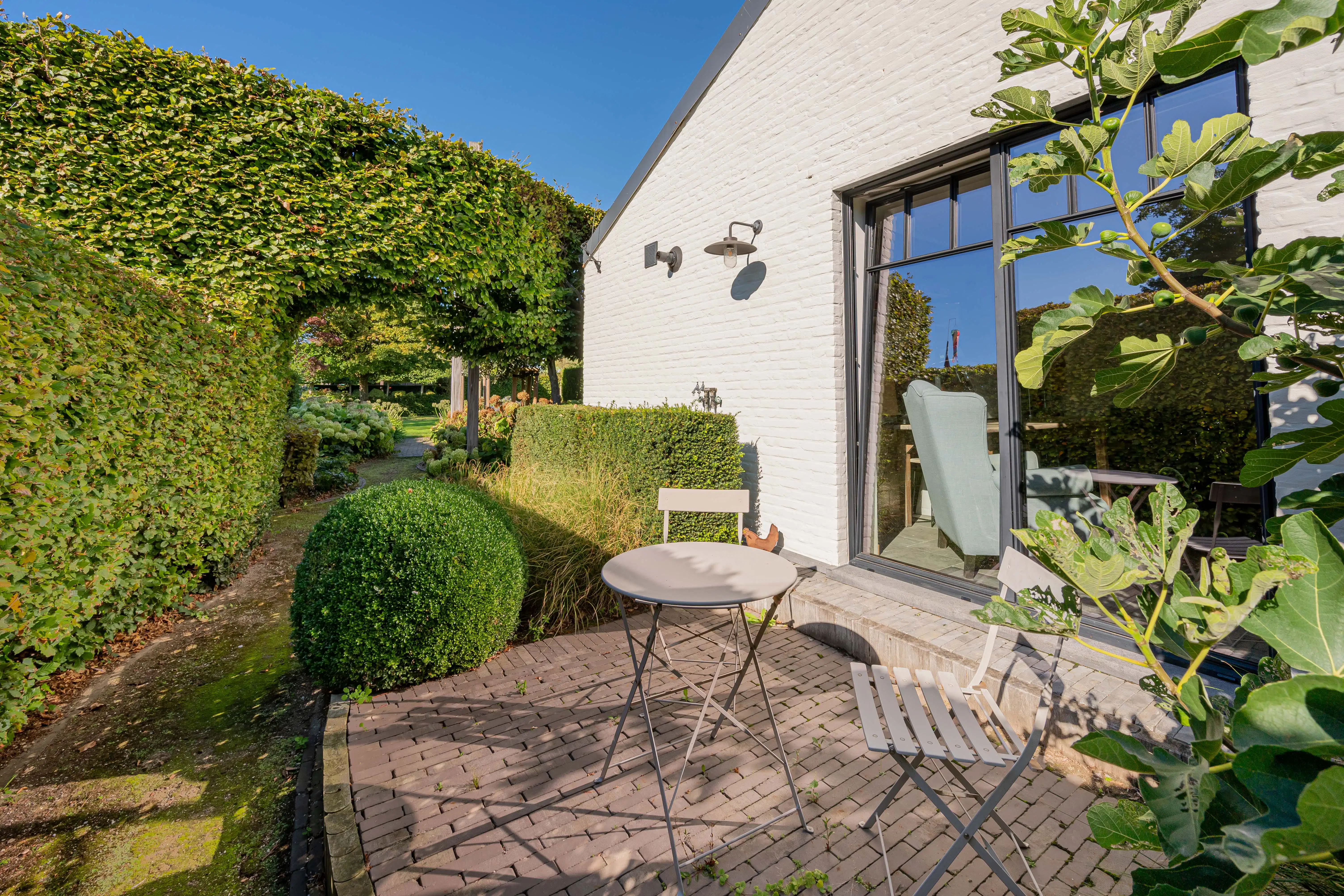 Sublieme en multifunctionele eigendom met exclusieve tuin foto 53