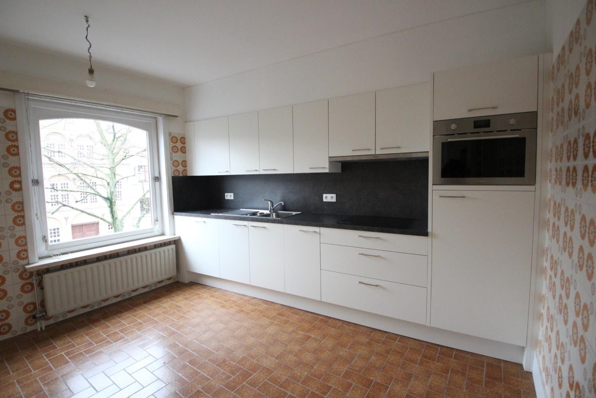 APPARTEMENT MET 3 SLAAPKAMERS IN CENTRUM IEPER foto 6