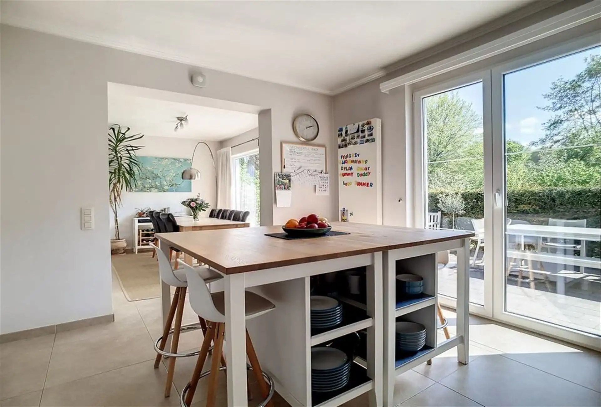 Residentieel gelegen villa foto 5