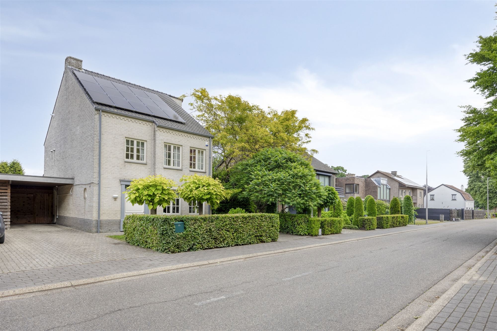 Ruime 5-Slaapkamerwoning in Achel - 246m² Woonplezier foto 5
