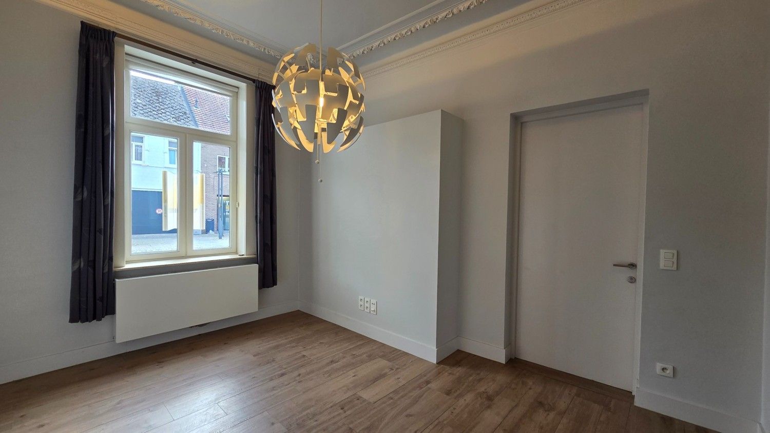 PRACHTIGE STADSWONING MET 2 SLAAPKAMERS EN TUIN foto 5