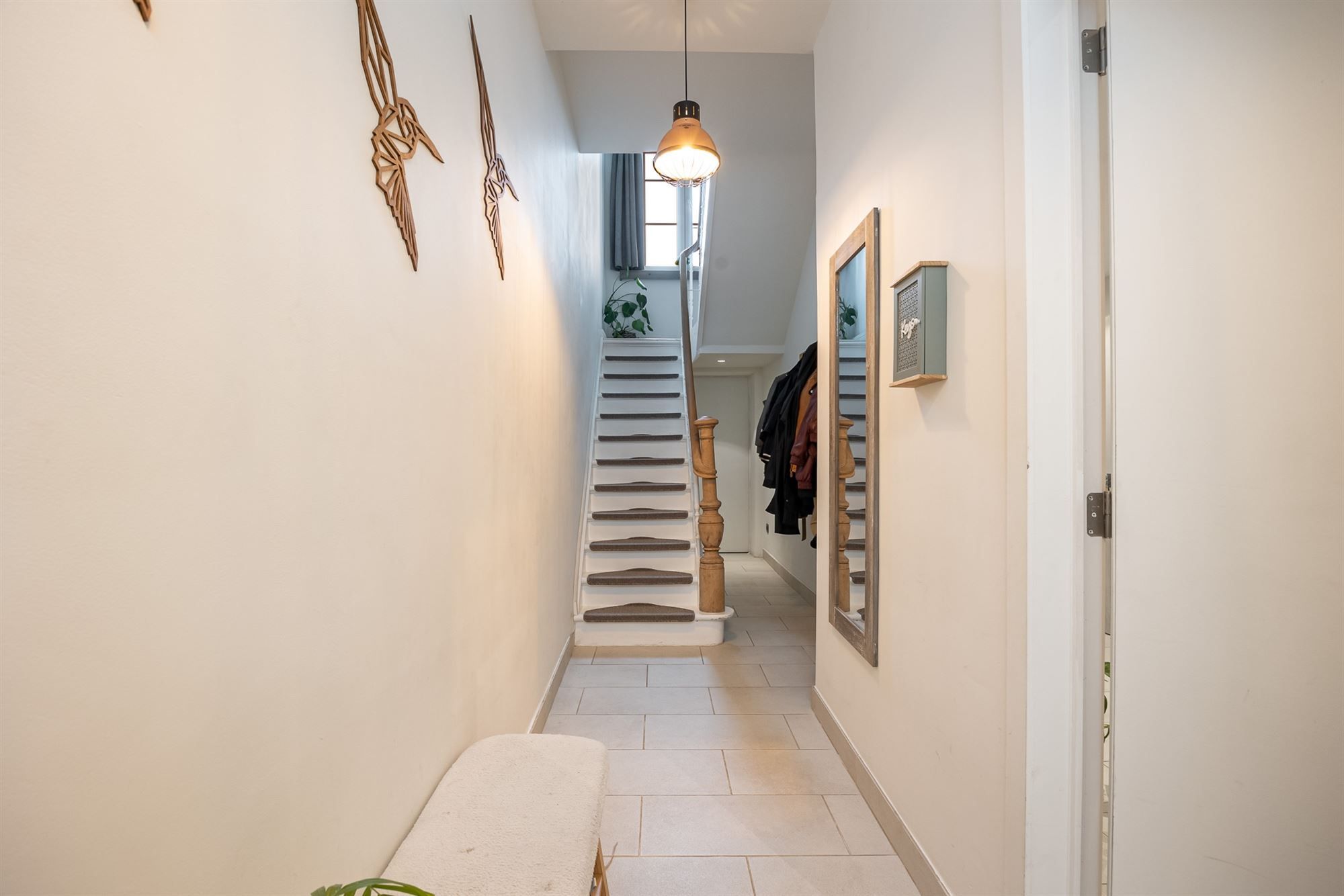 Instapklare, energiezuinige woning met ruime tuin en zwembad foto 8