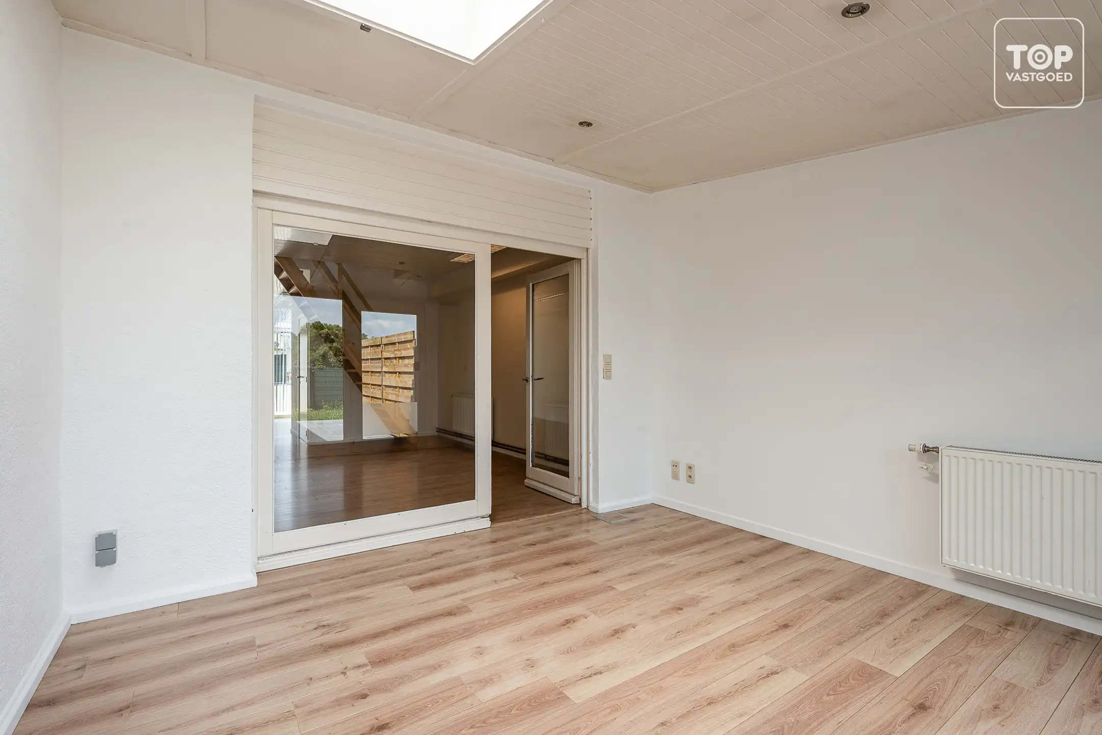 Instapklare woning met 3 slaapkamers en open zicht op de velden foto 6