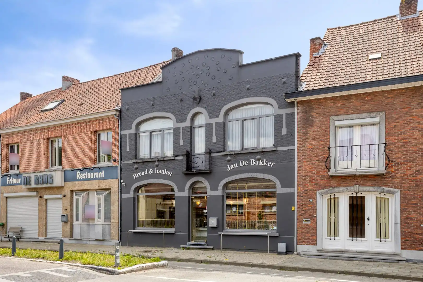 Karaktervol handelshuis met woonst op commerciële locatie in Mol-Gompel !  foto 38
