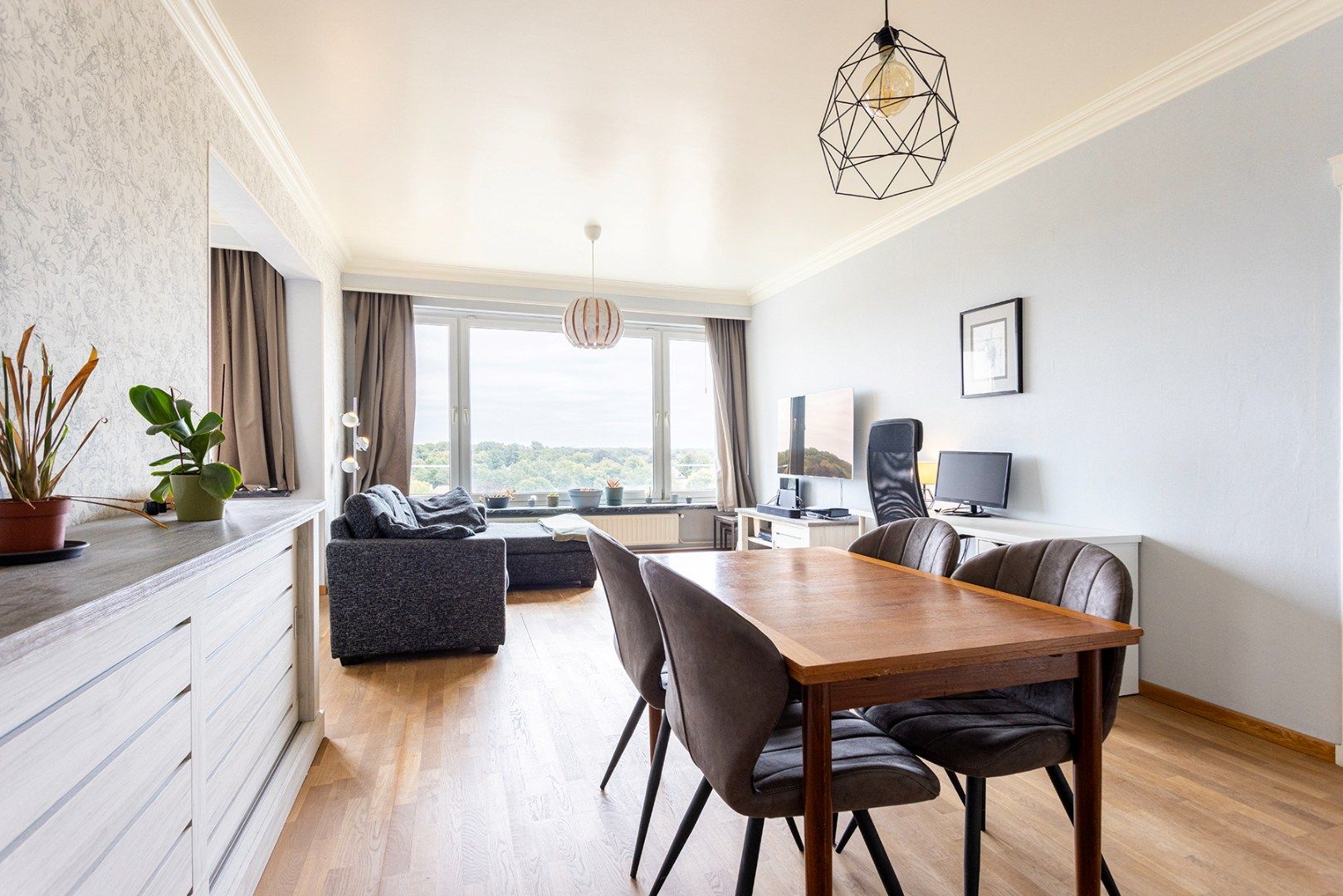 Appartement met 1 slpk met prachtig uitzicht! foto 3
