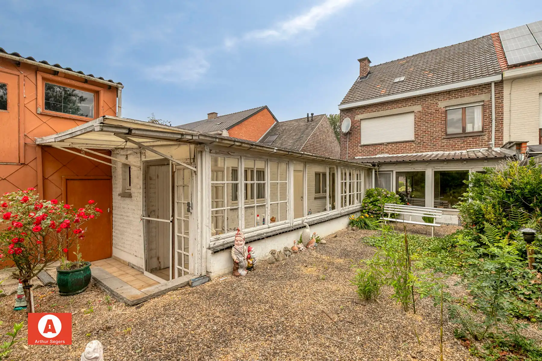 Te renoveren HOB met 3 slaapkamers en garage foto 25